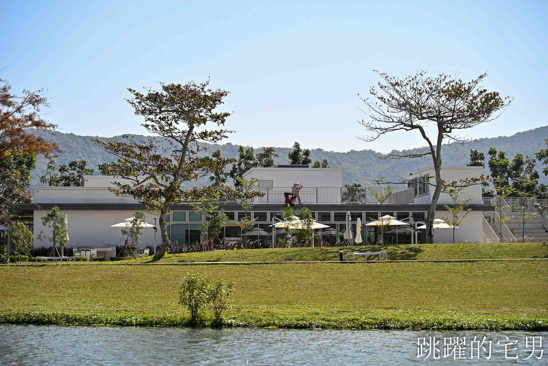 [花蓮壽豐景點懶人包]夢幻星巴克「星巴克花蓮理想門市」理想PAARK水岸生活坐擁絕美湖景環繞著落羽松，進駐9家在地美味，文青選物神農生活 這裡根本在歐洲，搭船遊遍落羽松湖畔