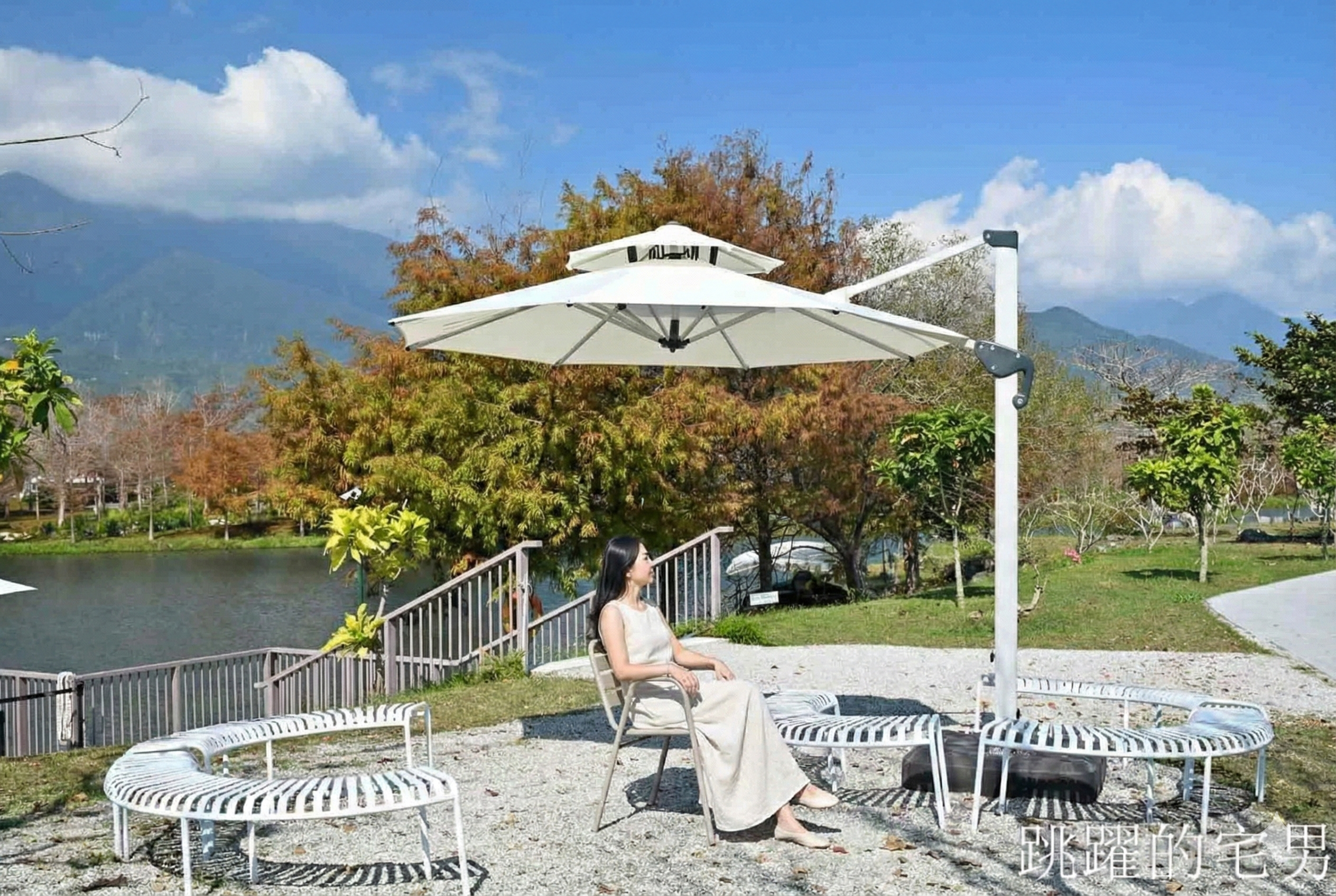 [花蓮壽豐景點懶人包]夢幻星巴克「星巴克花蓮理想門市」理想PAARK水岸生活坐擁絕美湖景環繞著落羽松，進駐9家在地美味，文青選物神農生活 這裡根本在歐洲，搭船遊遍落羽松湖畔