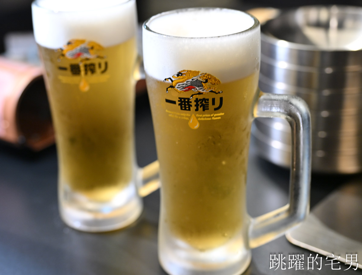 [忠孝敦化美食]羊騷殿台北敦化店-吃過回不去，小羔羊嫩到不行，烤羊油香爆，完全打到我的味蕾! 居然還有炒乾羊肉爐超特別，熱炒台北啤酒喝到飽