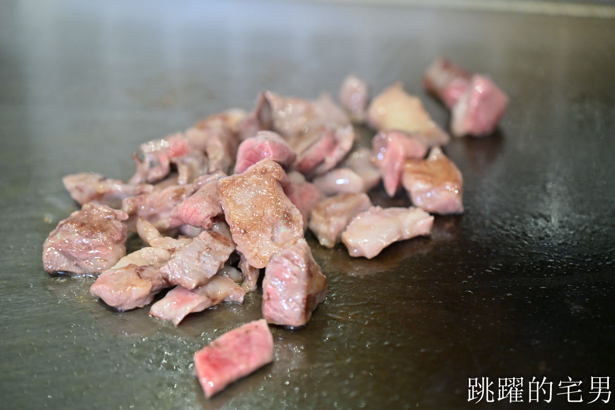 [中和美食]新淘淘鐵板燒-台北犇主廚親自操刀！399元起吃到高級鐵板套餐，白飯湯品吃到飽，虎蝦鮑魚升級必點！中和鐵板燒推薦