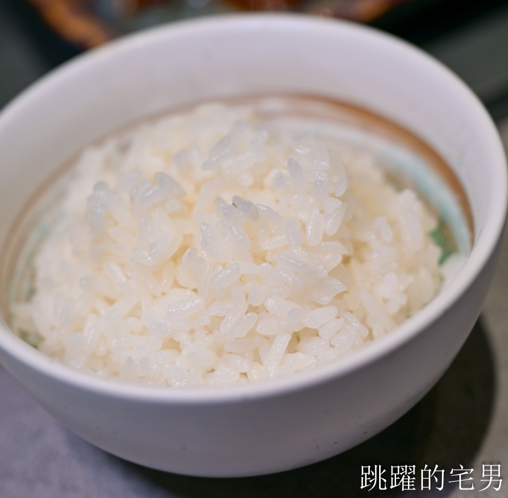 [中和美食]新淘淘鐵板燒-台北犇主廚親自操刀！399元起吃到高級鐵板套餐，白飯湯品吃到飽，虎蝦鮑魚升級必點！中和鐵板燒推薦