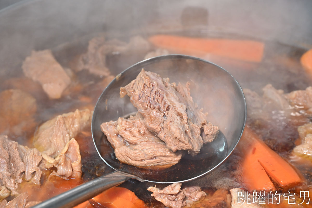 [新竹美食推薦]九添福牛肉麵館-超夯新竹牛肉麵，不到1年就得到食尚玩家、米其林必比登推介，10分鐘客滿真不是蓋的 !