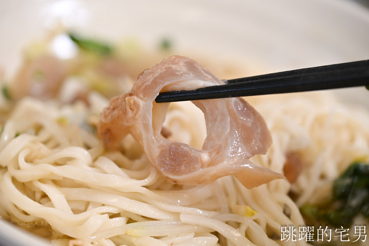 [新竹美食推薦]九添福牛肉麵館-超夯新竹牛肉麵，不到1年就得到食尚玩家、米其林必比登推介，10分鐘客滿真不是蓋的 !