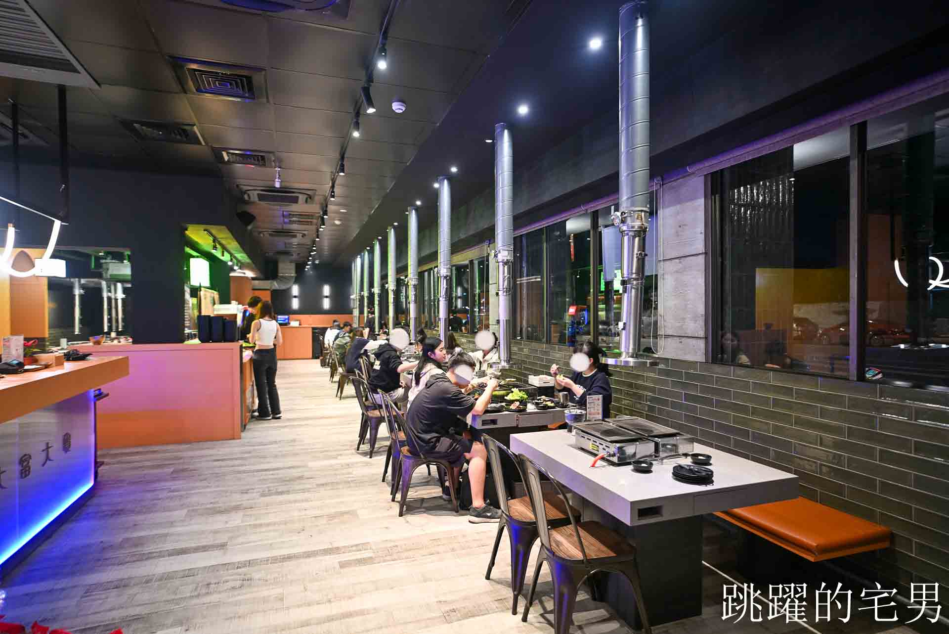 [花蓮燒肉吃到飽]石屋燒肉:  在地人激推的花蓮吃到飽強者，不只和牛哈根達斯吃到飽、雙爐火烤，暖心服務完全戳中心坎裡