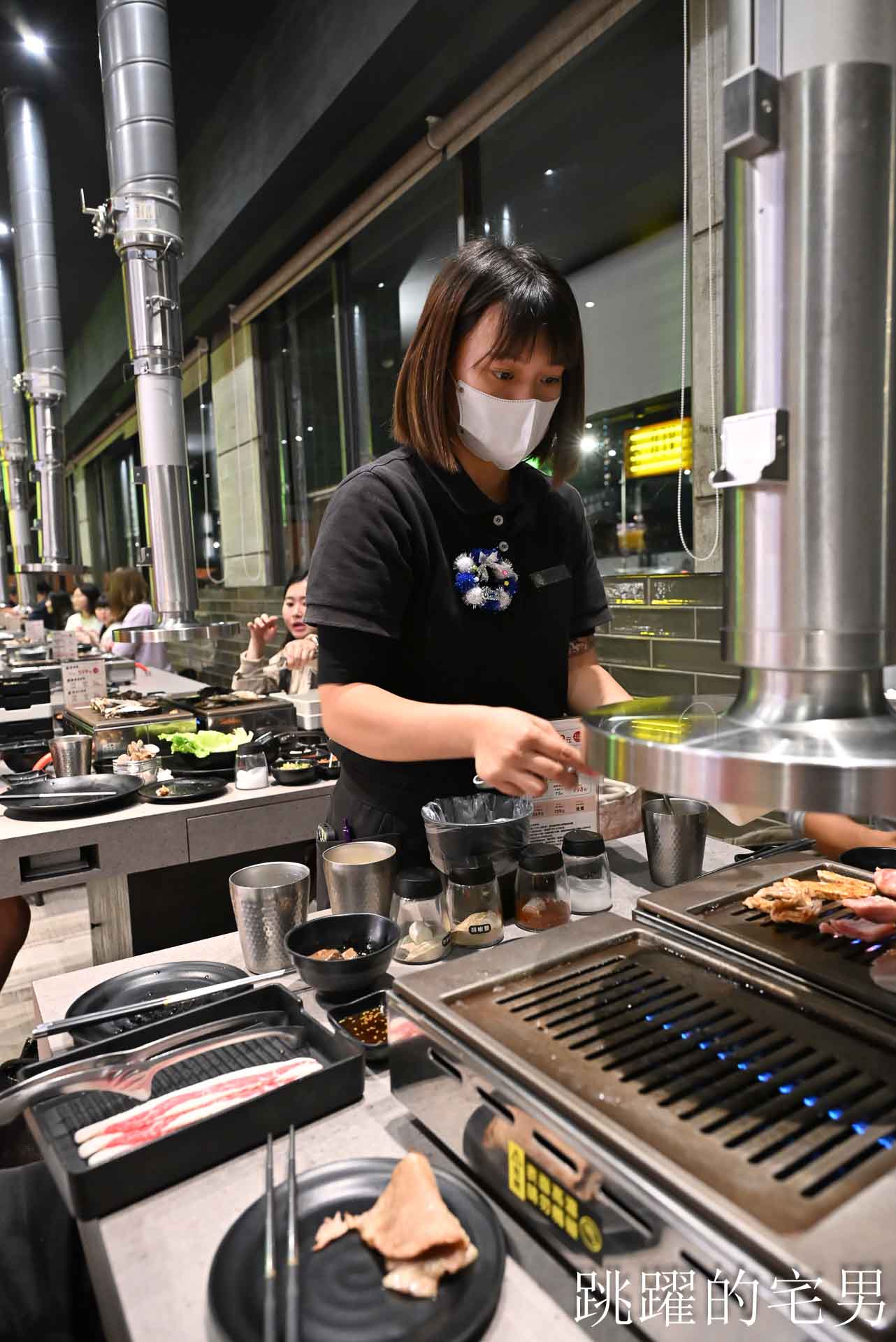 [花蓮燒肉吃到飽]石屋燒肉:  在地人激推的花蓮吃到飽強者，不只和牛哈根達斯吃到飽、雙爐火烤，暖心服務完全戳中心坎裡