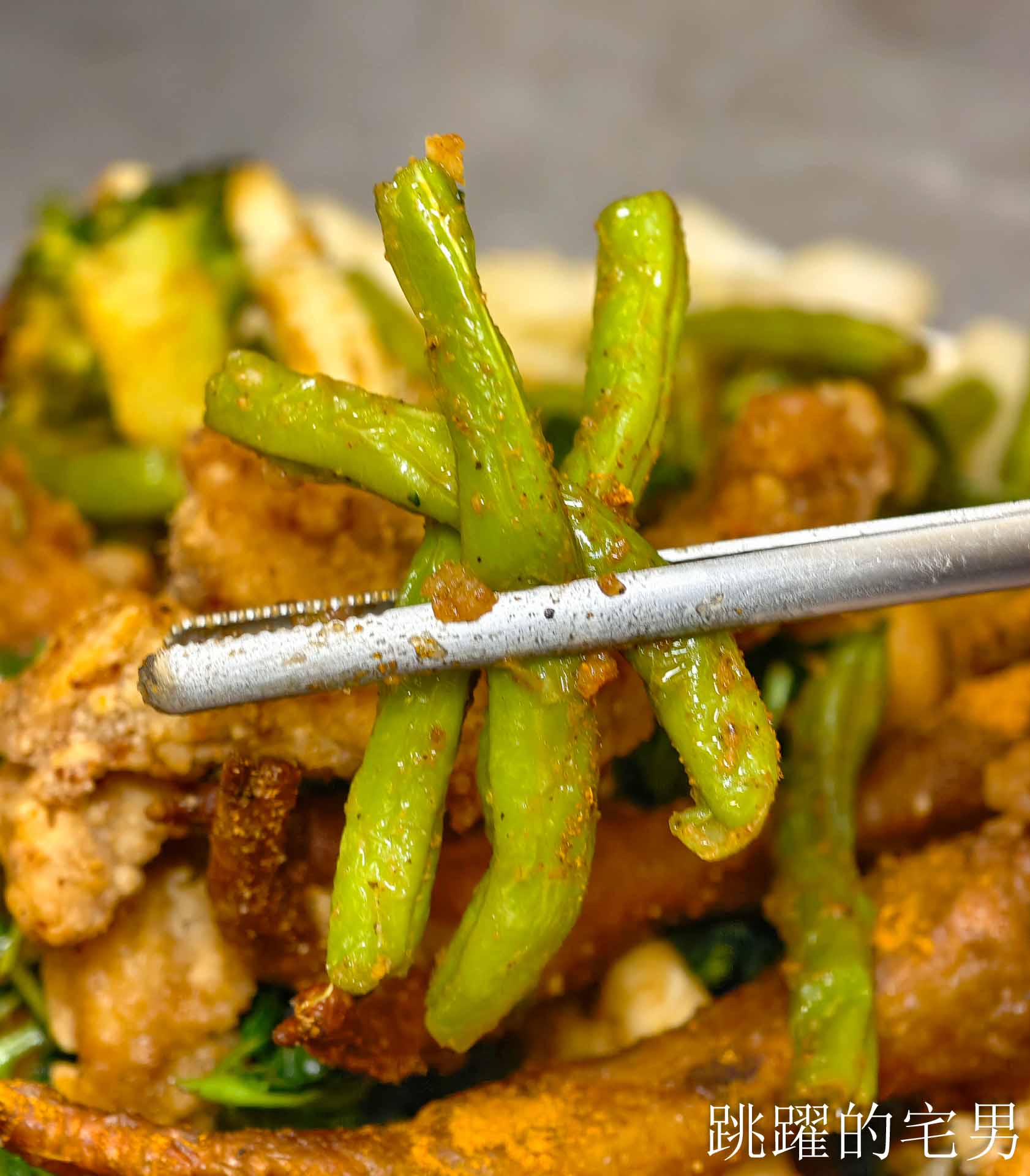 [花蓮鹹酥雞推薦]德安橋頭林家香酥雞-這家生意爆幹好! 買個鹹酥雞等一小時基本而已，超好吃的炸魷魚不可錯過