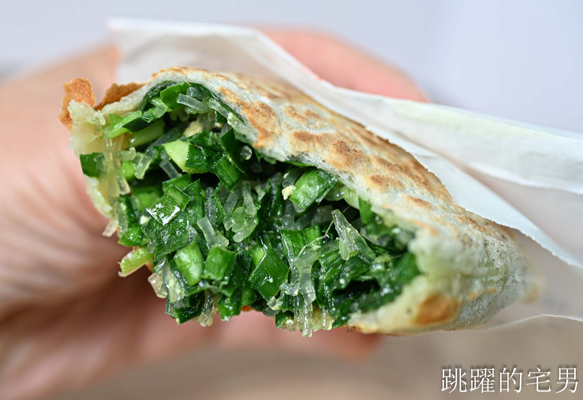 [花蓮美食]一元飯店-再訪超過70年花蓮早餐，超愛乾烙韭菜盒、蔥餅，花蓮水煎包推薦