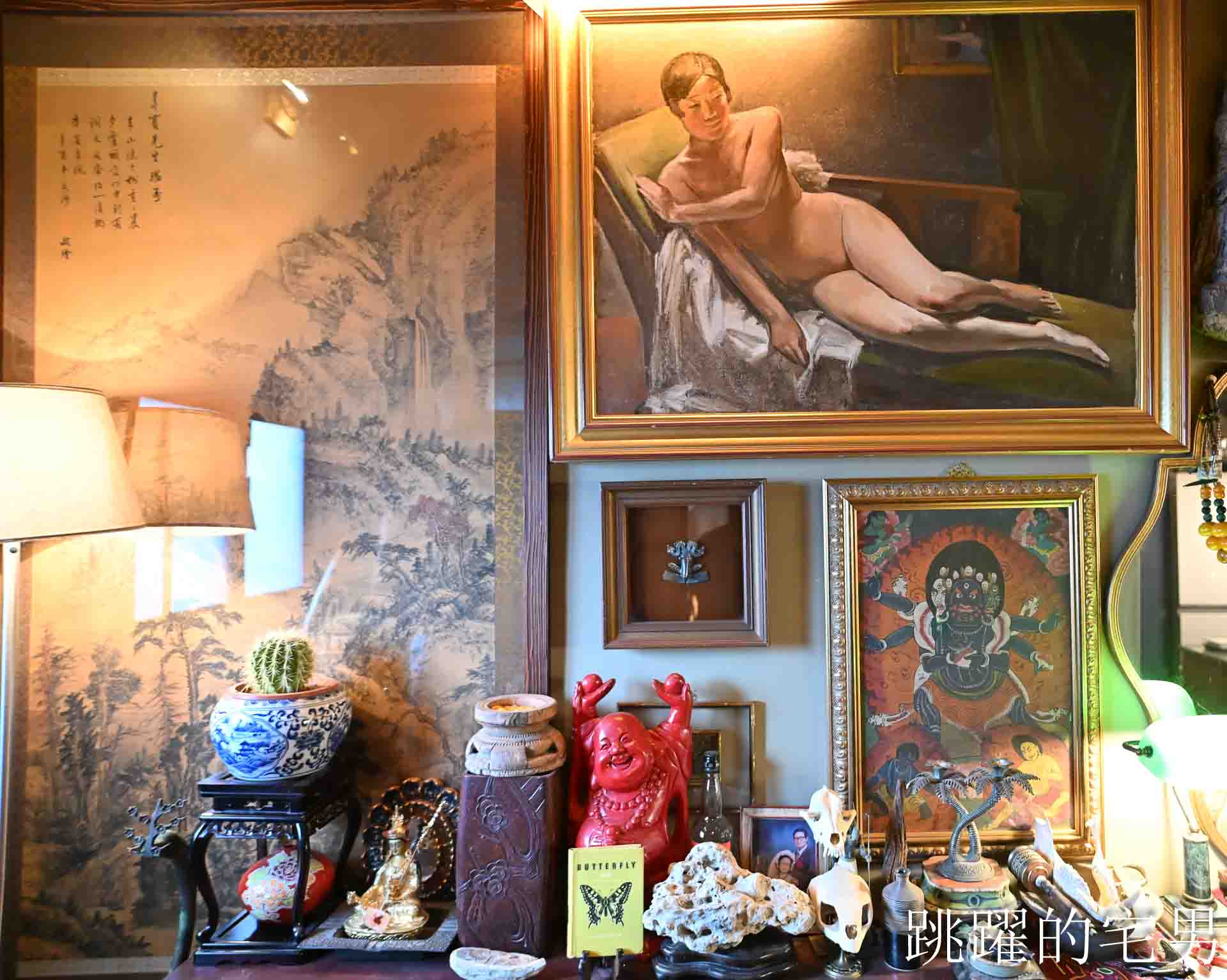 [花蓮酒吧推薦]島東譯電所2.0 : 必去的台灣古物咖啡廳，是用老靈魂在說故事，藏在古物堆裡的微醺時光，從早到晚都能入戲的花蓮老宅咖啡廳