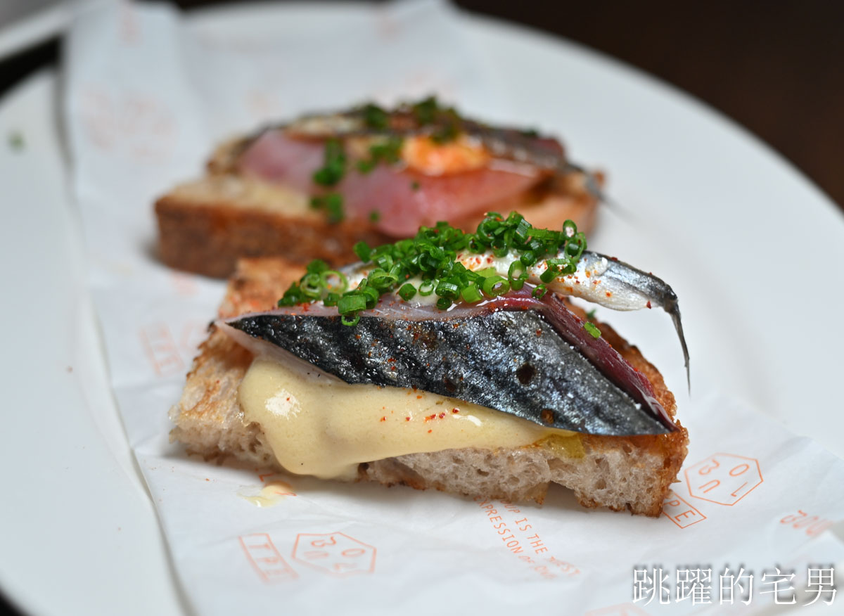 [市政府站美食推薦]Bouillon布雍家-超難訂信義區餐酒館，6人低消$15000，令人驚豔的鹿肉與極濃蝦油蝦子，毀譽參半的羊肉