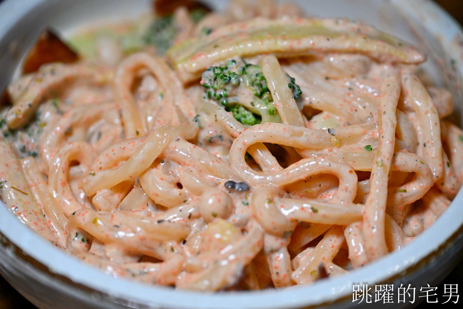 [花蓮美食]嗨烤活體海鮮燒烤屋-漁場直送海鮮燒烤，紅喉、生蠔、活龍蝦、烤牛肉也太嫩了吧，花蓮宵夜