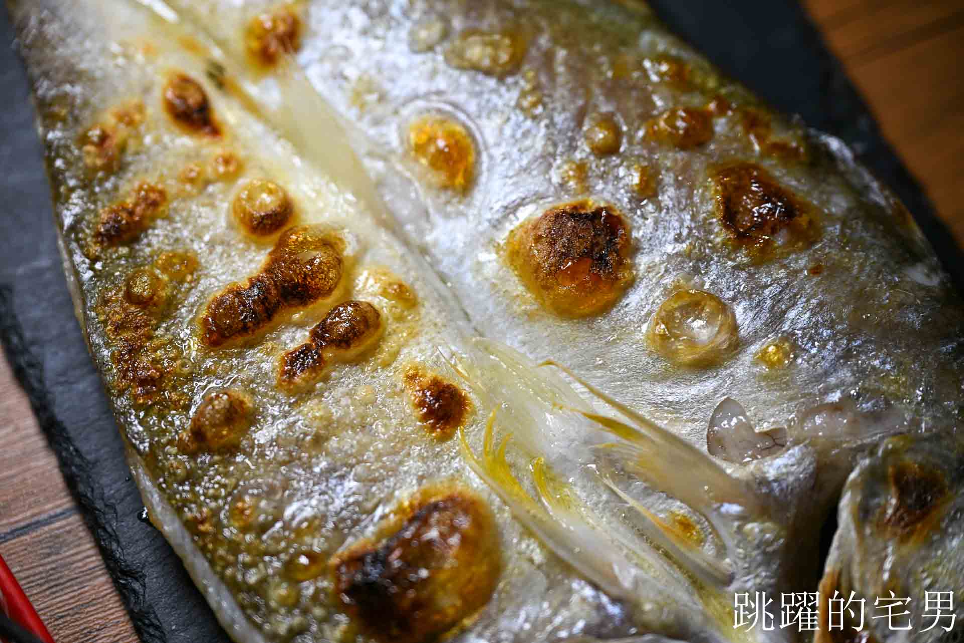 [花蓮美食]嗨烤活體海鮮燒烤屋-漁場直送海鮮燒烤，紅喉、生蠔、活龍蝦、烤牛肉也太嫩了吧，花蓮宵夜