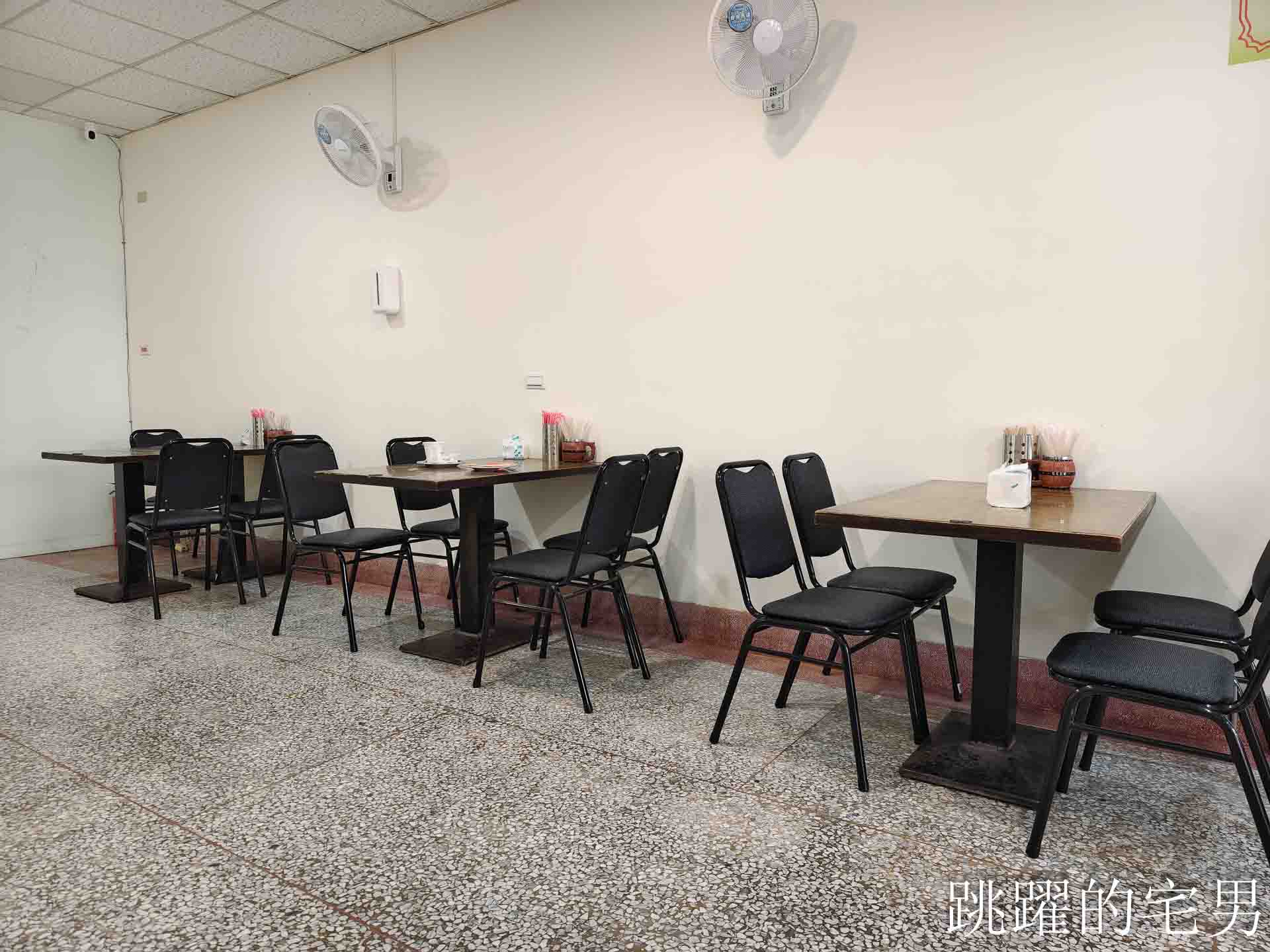 [花蓮早餐]時光早餐: 好吃花蓮蘿蔔絲餅，口感超水嫩，手工1個1個包﹐先打電話訂不用等，吉安早餐