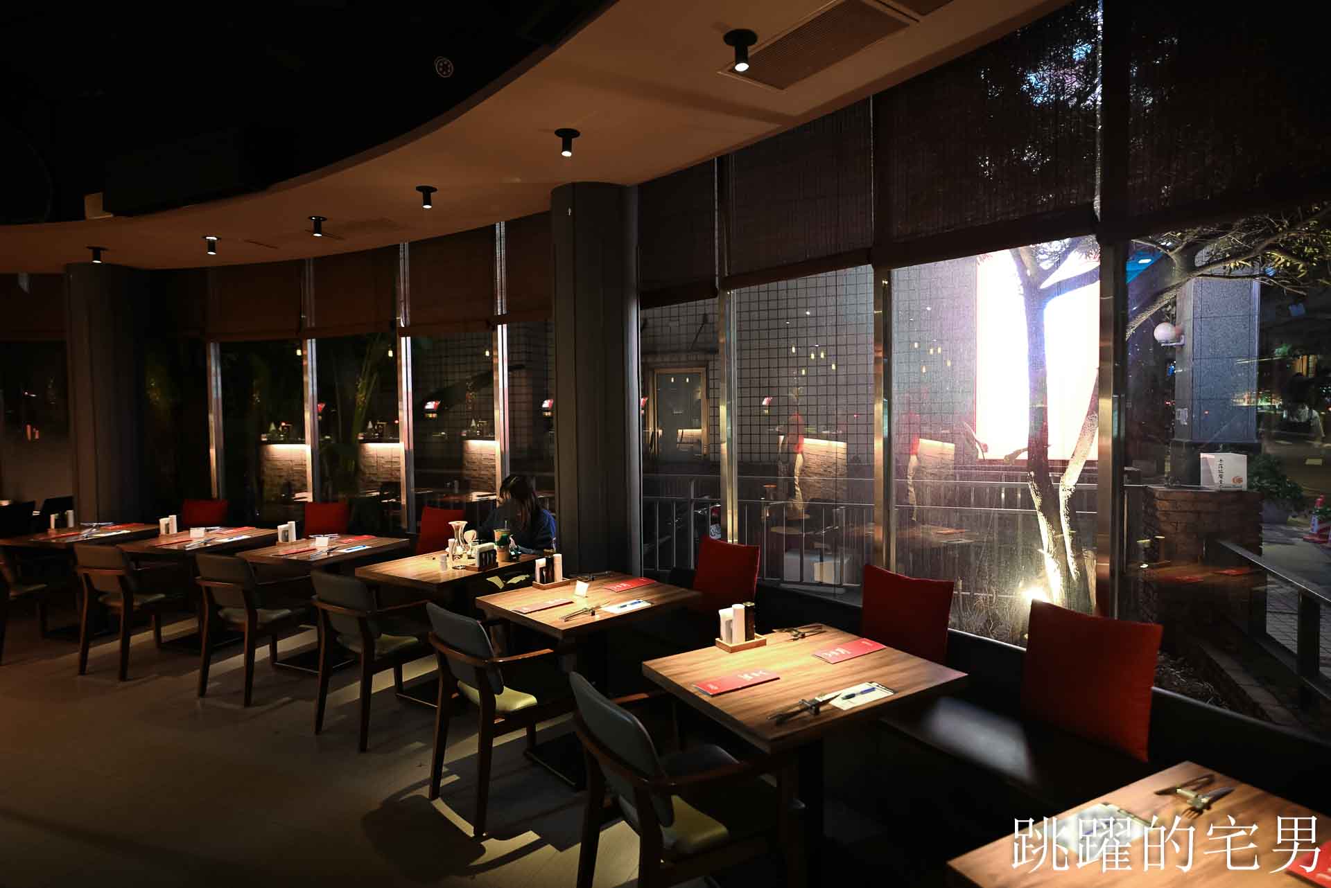 [信義區美食]亨利客原味炭烤牛排-近10年4.4 星高評價，不收服務費，壽星6折，推薦紐約客、A5和牛C/P值超高! 六張犁美食、台北碳烤牛排