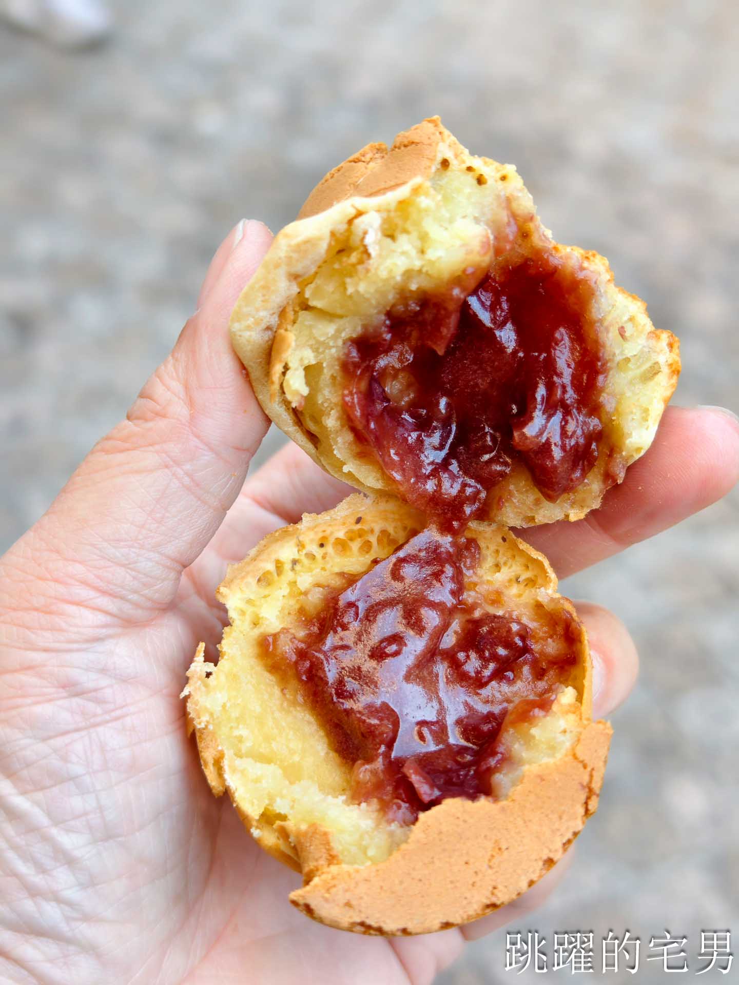 [中壢美食]3個十元紅豆餅-阿嬤太佛心了，車輪餅還賣3個10元!，中壢火車站美食