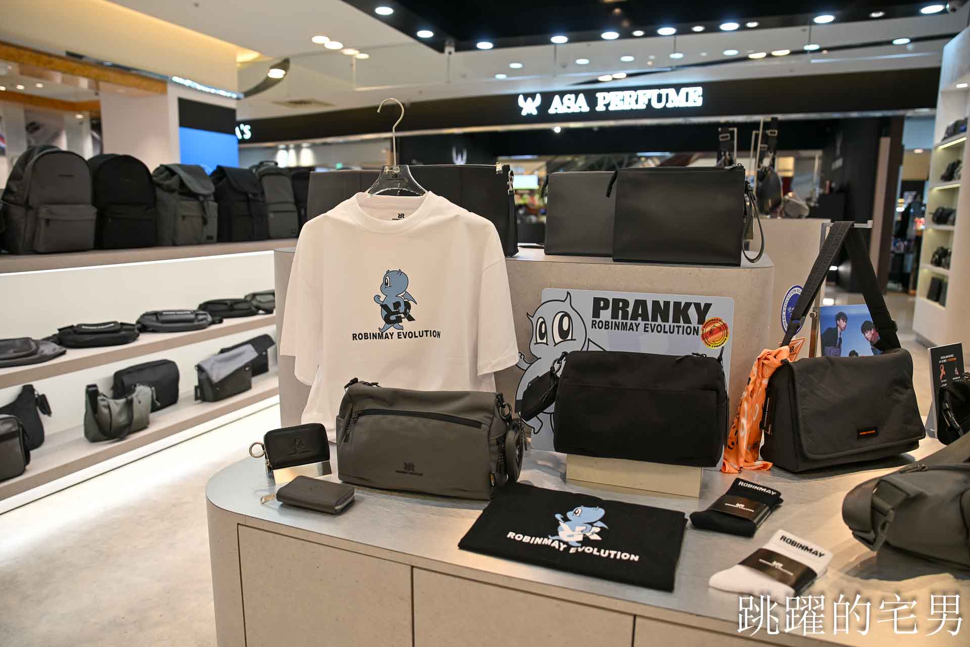 全國獨家！全年免費停車，2026 年最具話題的年輕人一條街！聚集超熱門網路品牌！盡在桃園大江購物中心！