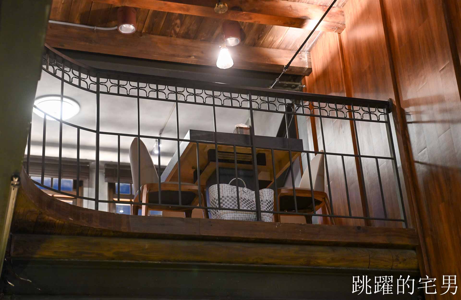 [大同區美食]老撈麻辣鍋順天外科醫院大稻埕店: AI教父黃仁勳兩度造訪私房美食，新店插旗大稻埕百年老宅，再現海陸雙絕「雞煲蟹」，大稻埕美食推薦