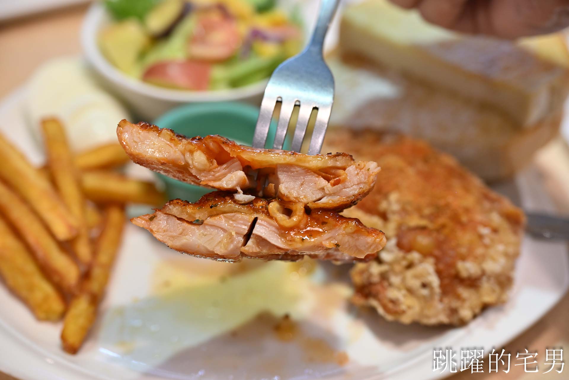 [花蓮早午餐]萊迦早午餐-大片落地窗綠意盎然舒服空間，超好聊天花蓮平價早午餐
