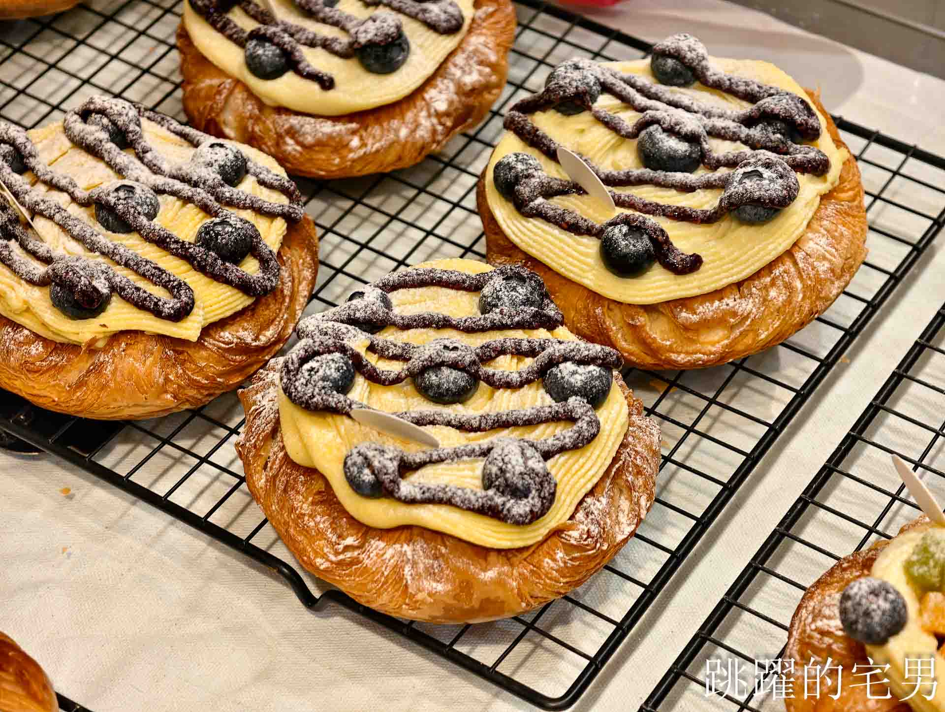 [台灣可頌專賣店推薦]找到了可頌小売所-檸檬奶奶可頌、巧克力煙囪捲口感一吃驚艷、千層蛋塔、季節草莓芒果必買! 花蓮甜點，蛋黃酥不定期開搶