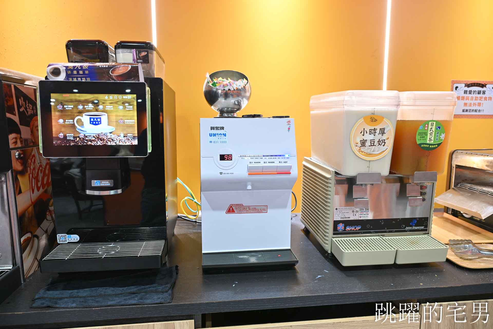 [花蓮美食]小時厚牛排花蓮福町店-開到凌晨12點花蓮平價牛排吃到飽，190元起附餐咖哩飯、吐司、霜淇淋、現作熱騰騰鐵板麵隨你吃，還有免費停車場，花蓮宵夜、花蓮下午有營業餐廳