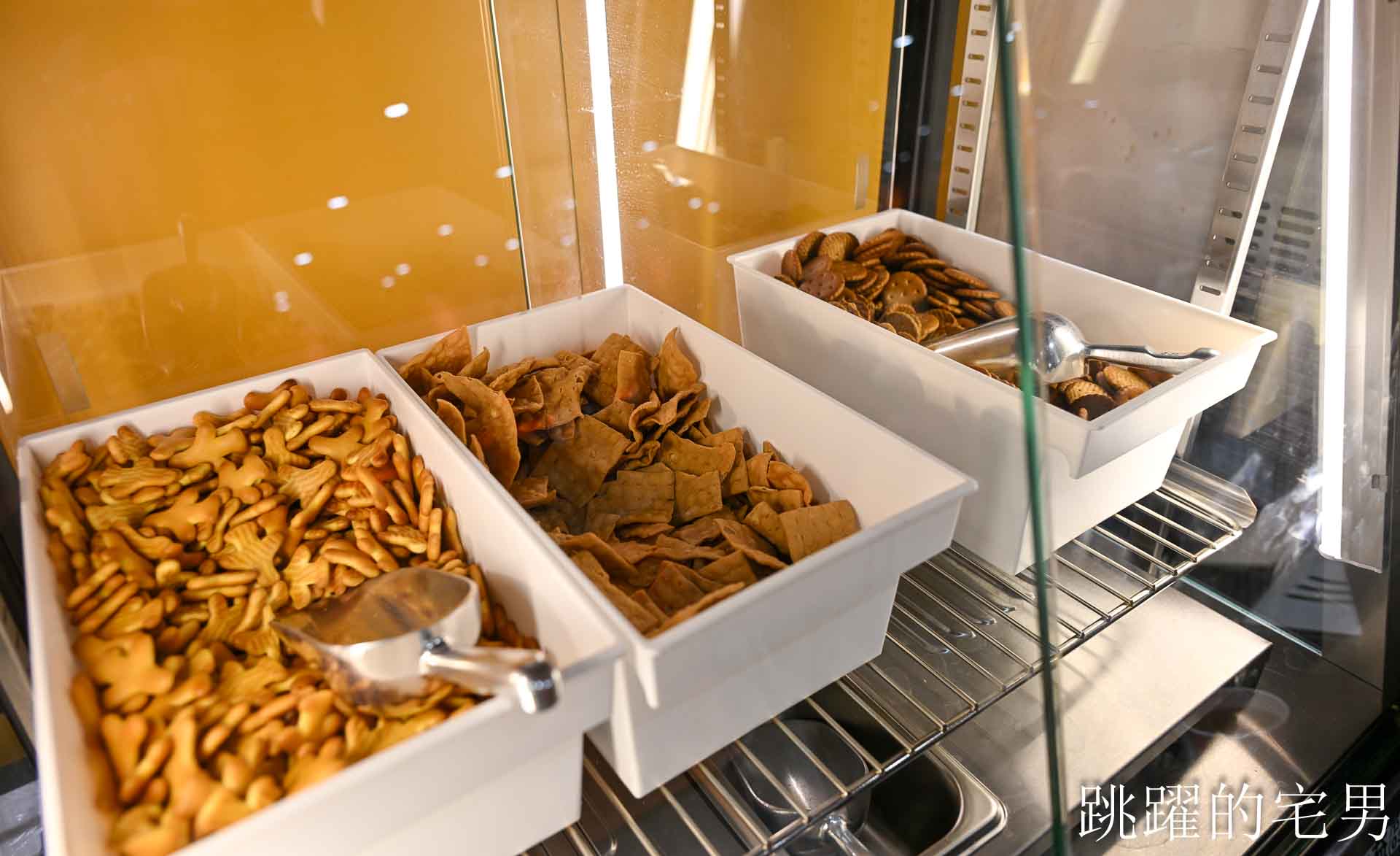 [花蓮美食]小時厚牛排花蓮福町店-開到凌晨12點花蓮平價牛排吃到飽，190元起附餐咖哩飯、吐司、霜淇淋、現作熱騰騰鐵板麵隨你吃，還有免費停車場，花蓮宵夜、花蓮下午有營業餐廳