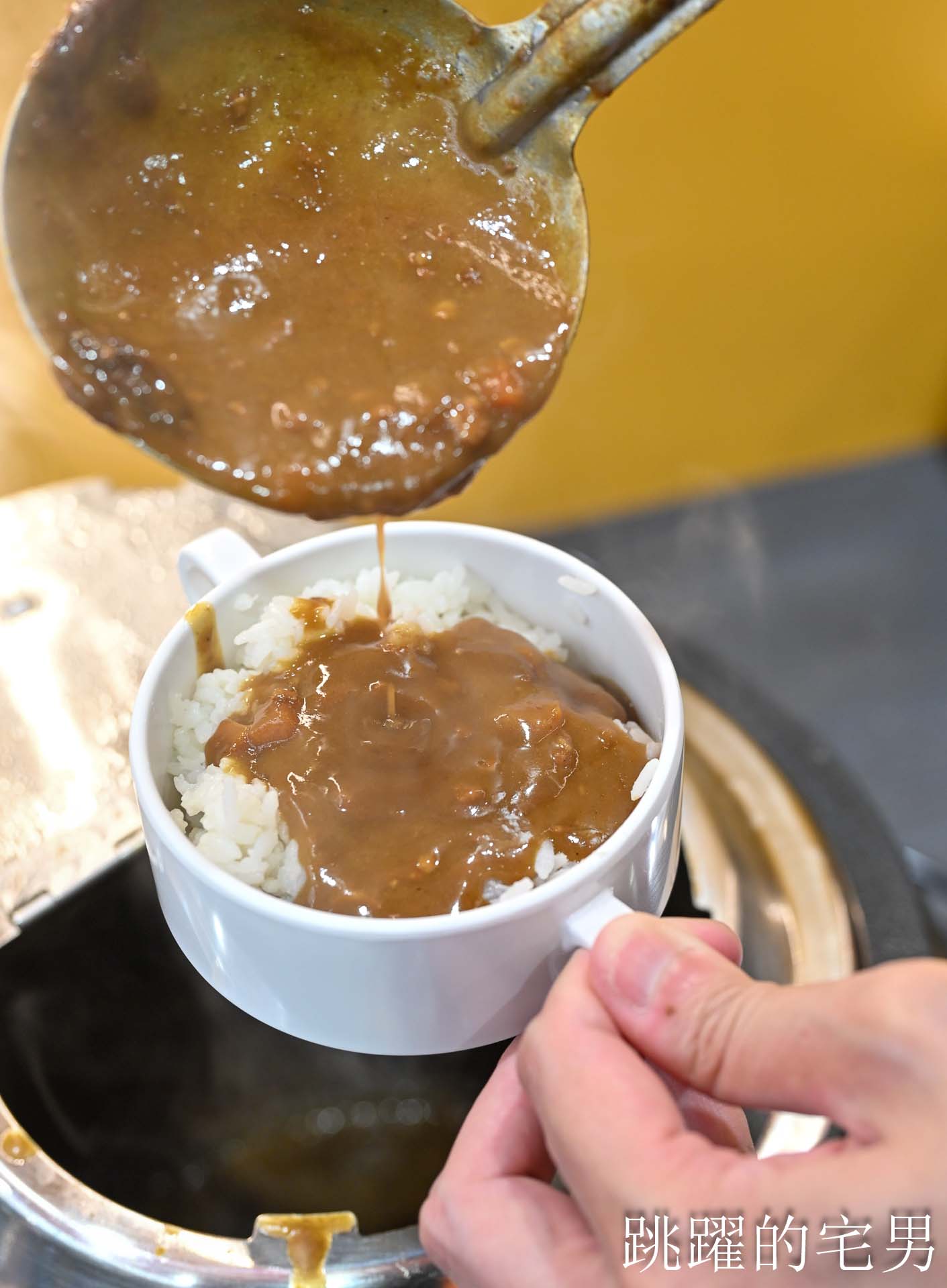 [花蓮美食]小時厚牛排花蓮福町店-開到凌晨12點花蓮平價牛排吃到飽，190元起附餐咖哩飯、吐司、霜淇淋、現作熱騰騰鐵板麵隨你吃，還有免費停車場，花蓮宵夜、花蓮下午有營業餐廳