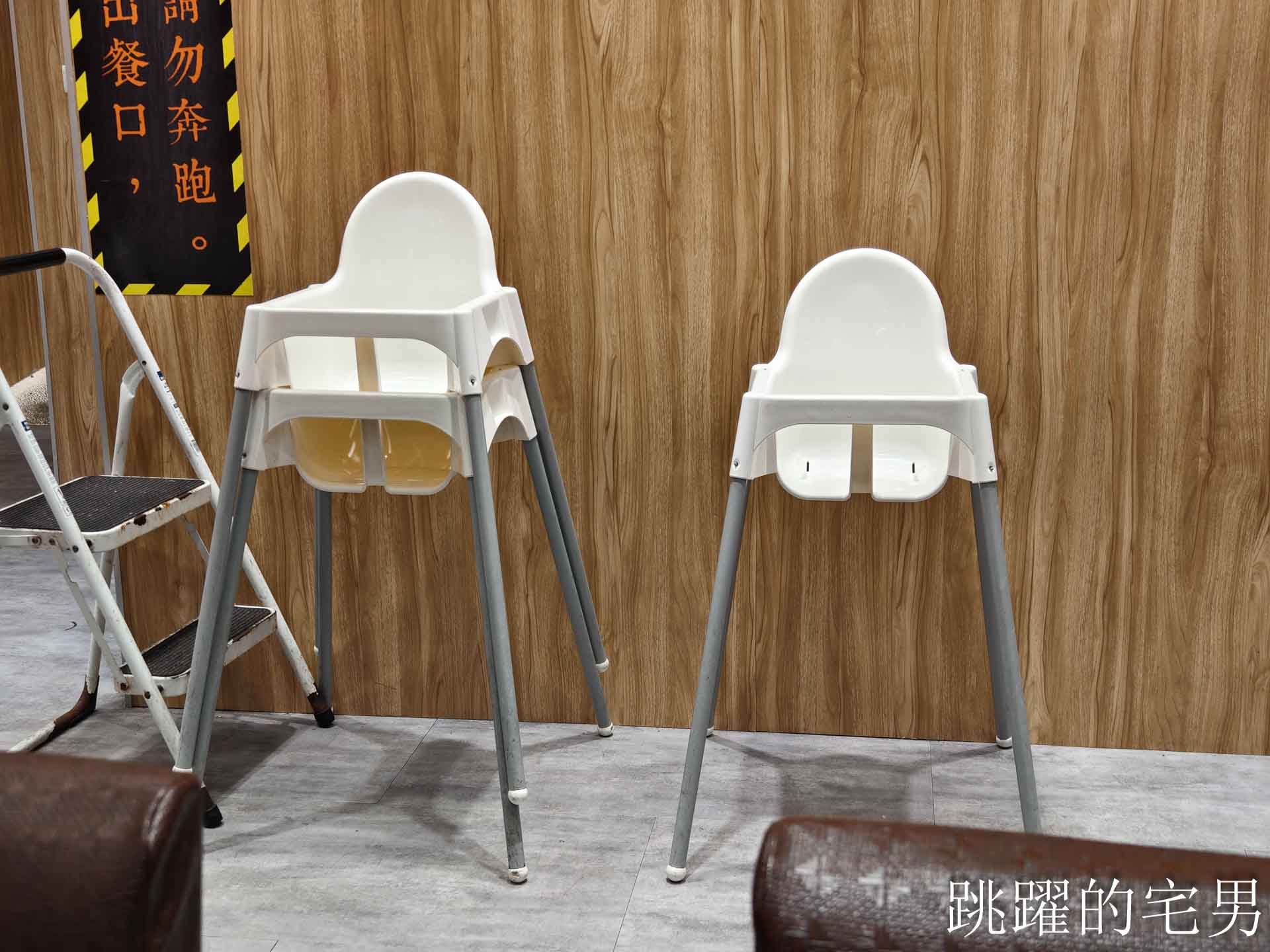 [花蓮美食]小時厚牛排花蓮福町店-開到凌晨12點花蓮平價牛排吃到飽，190元起附餐咖哩飯、吐司、霜淇淋、現作熱騰騰鐵板麵隨你吃，還有免費停車場，花蓮宵夜、花蓮下午有營業餐廳