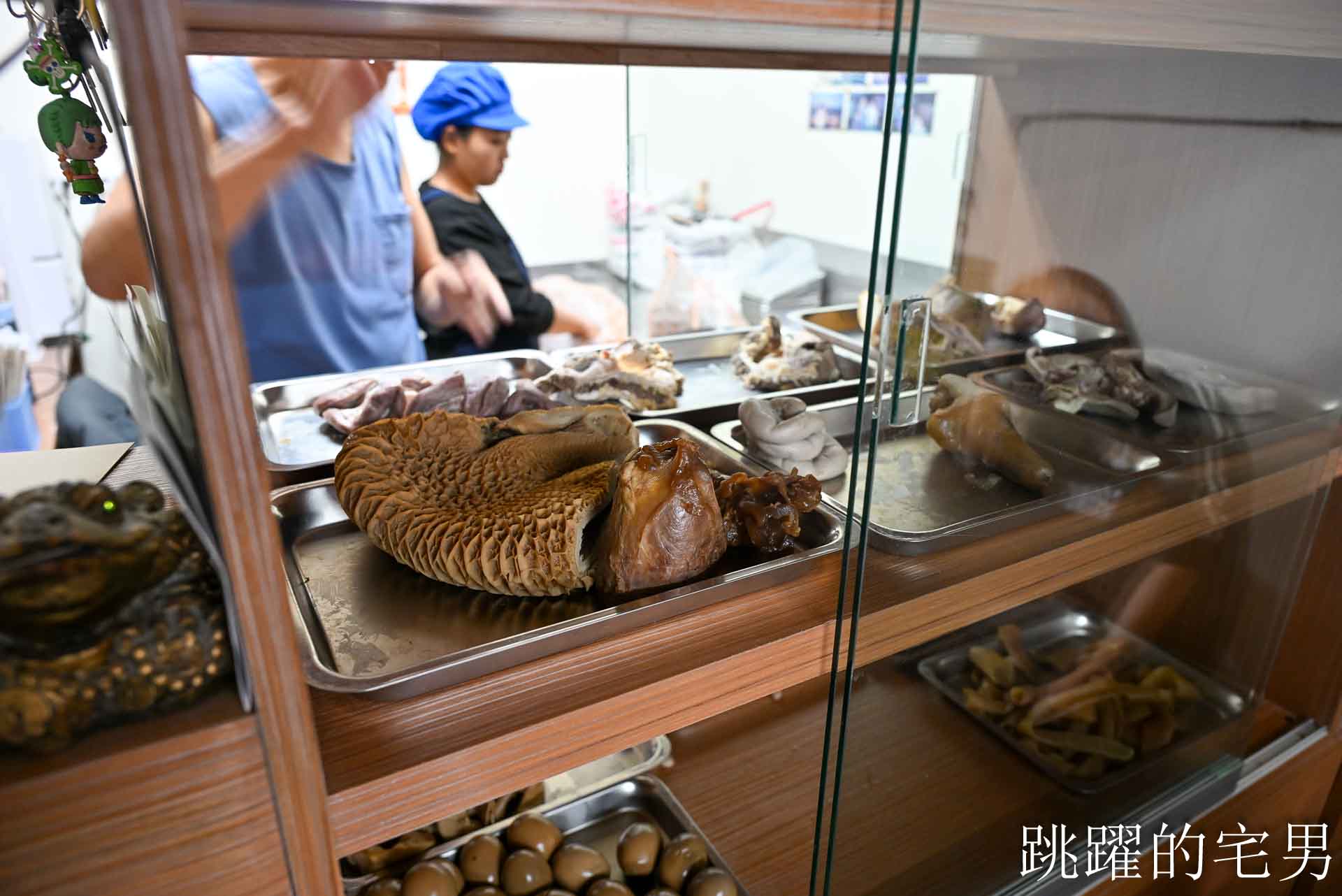 [花蓮光復美食]大陸餃子館-30年古早味乾麵簡單而雋永老滋味深入靈魂，花蓮乾麵推薦，大陸餃子館菜單
