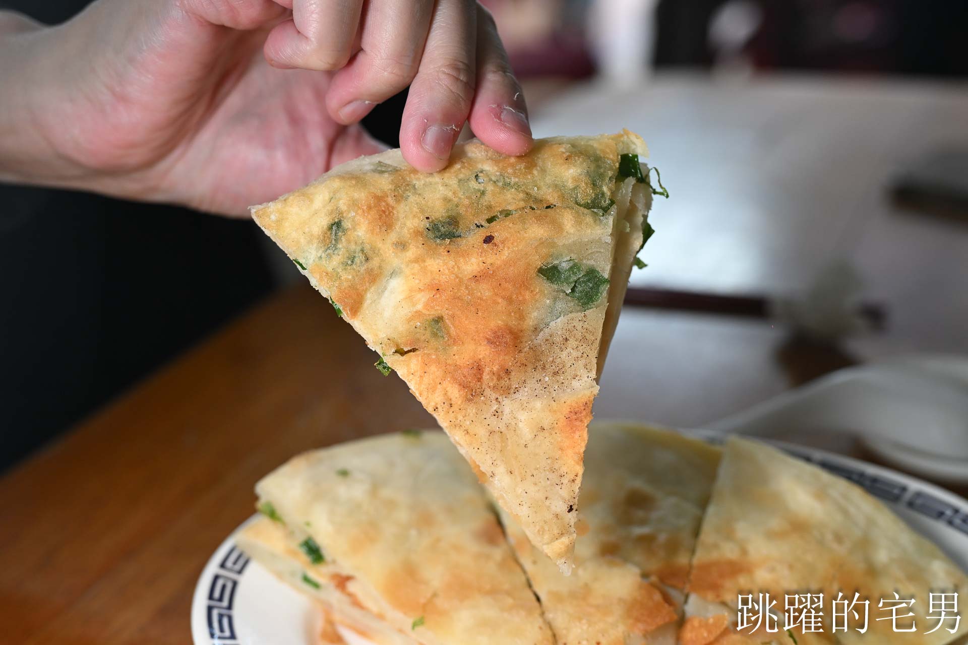 [花蓮光復美食]大陸餃子館-30年古早味乾麵簡單而雋永老滋味深入靈魂，花蓮乾麵推薦，大陸餃子館菜單