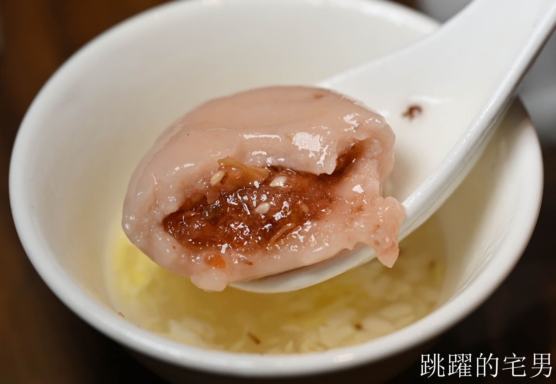 [台北公館美食]腹響圓上海食府-這間台北湯圓推薦，酒釀桂花芙蓉玫瑰湯圓完全打到我的味蕾! 腹響圓上海食府菜單推薦脆鱔，這家台北東坡肉推薦必吃!，大安區聚餐餐廳