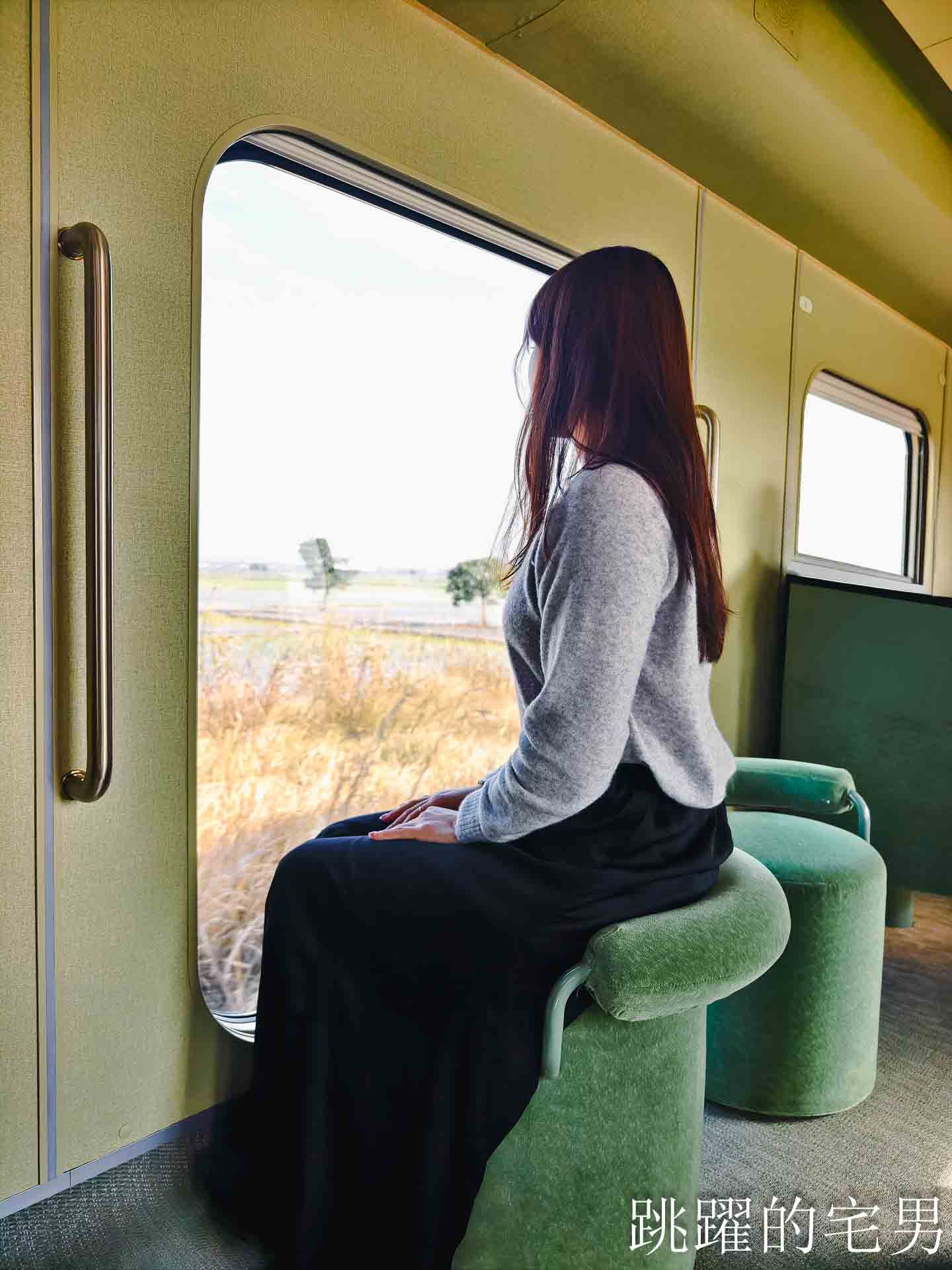 最美台灣觀光列車2026山嵐號西部新航線開跑「台南-彰化」靜謐森林系車廂品嚐府城百年手路菜，山嵐號時刻表與搭乘資訊一次看