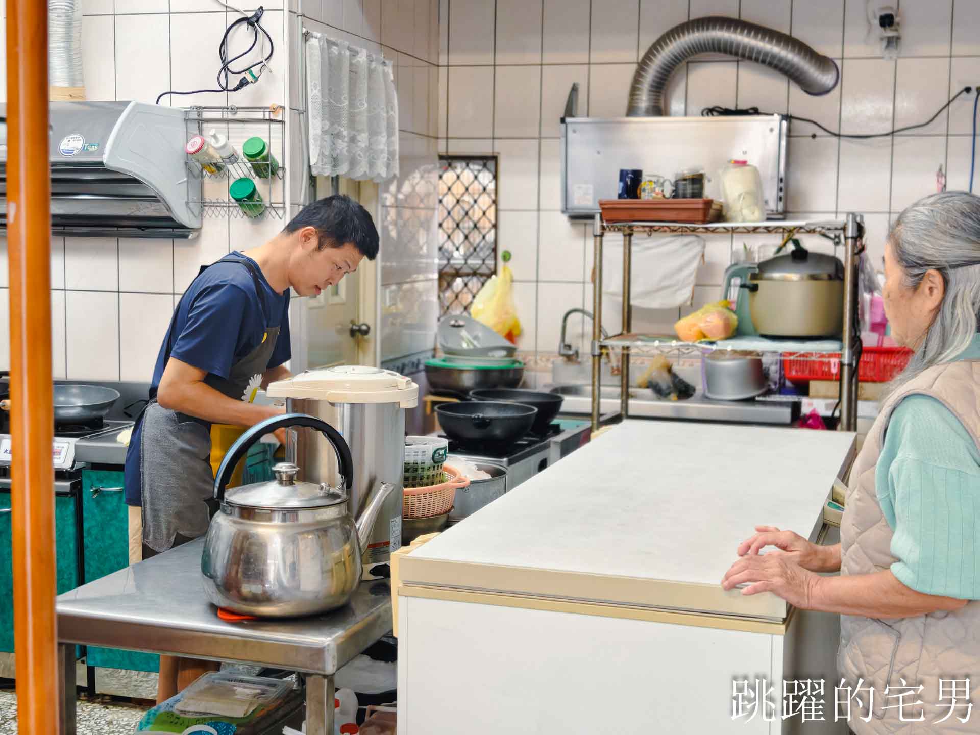 [花蓮美食]澎風水煎包刀削麵-山西刀削麵歇業-原20年廚師出來賣刀削麵提供3種口味