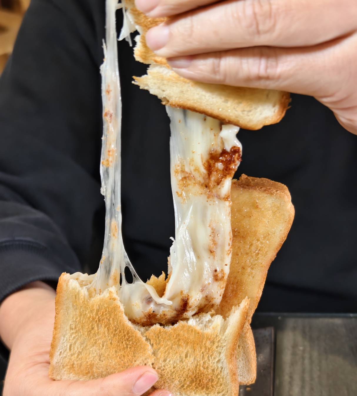 [花蓮美食]大合食光簡餐-80元就能咖啡飲料暢飲到凌晨2點？這家花蓮簡餐根本南部物價，三杯雞、腿庫飯一定要點，花蓮宵夜推薦