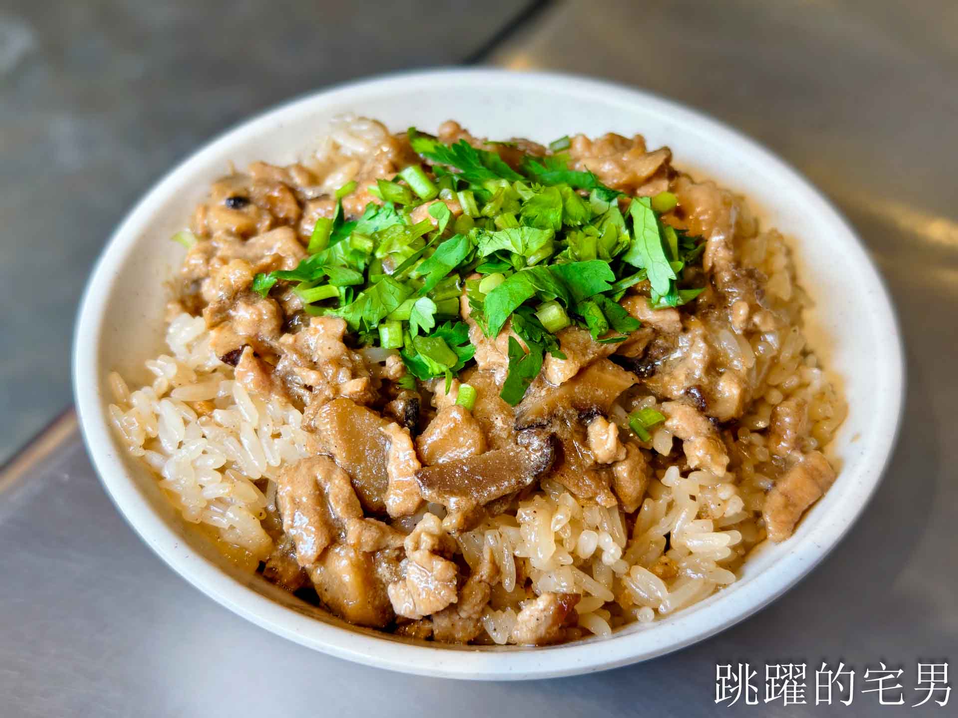 [花蓮美食]89食堂海苔飯捲-這家花蓮油飯推薦，終於找到口感Q彈的好吃油飯，還帶有台式浪漫，花蓮早餐