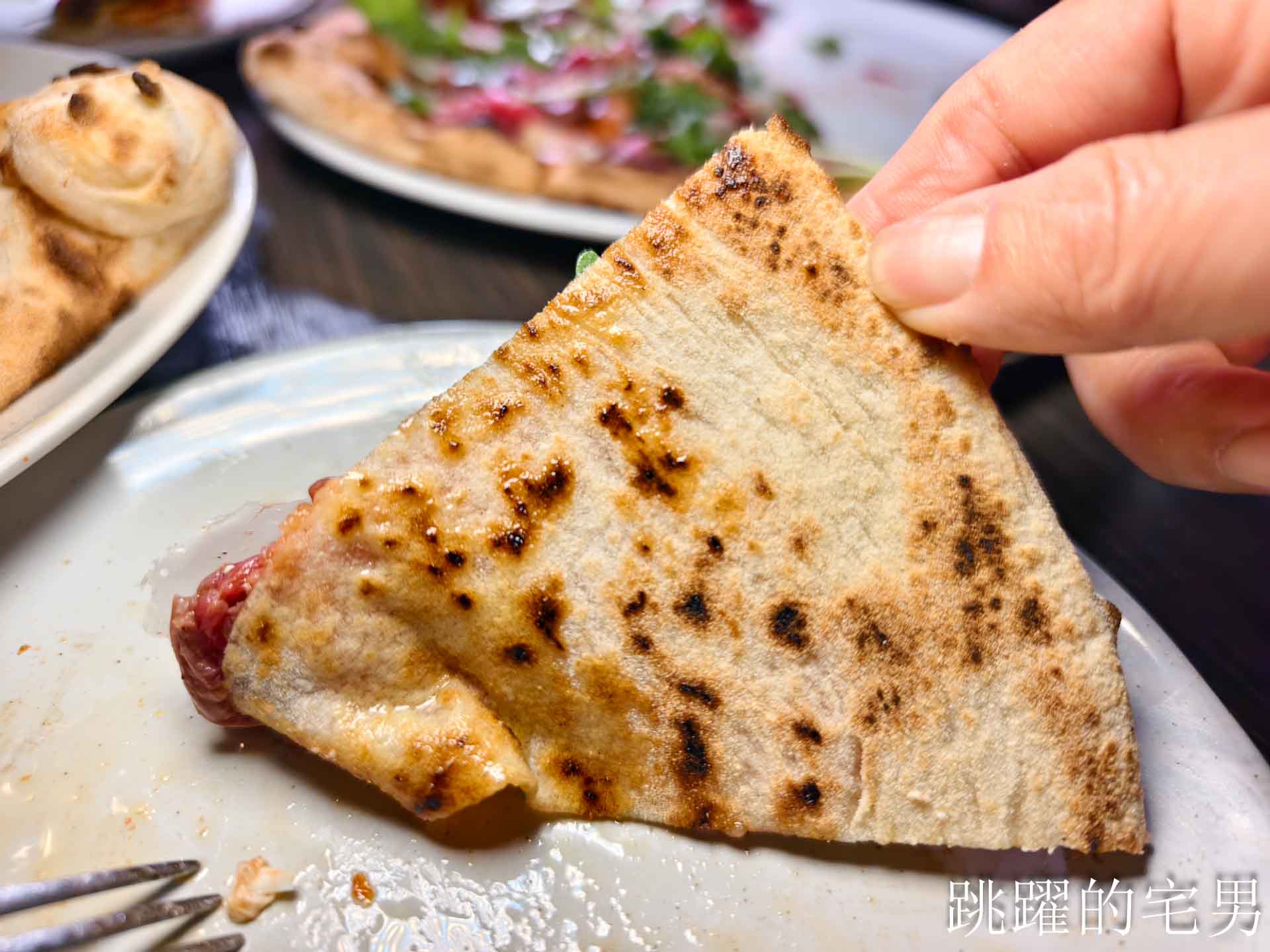 [信義安和美食推薦]佐佧義式窯烤披薩屋-好吃台北披薩推薦，半熟牛肉＋雙起司超美味，還得過亞太50大披薩