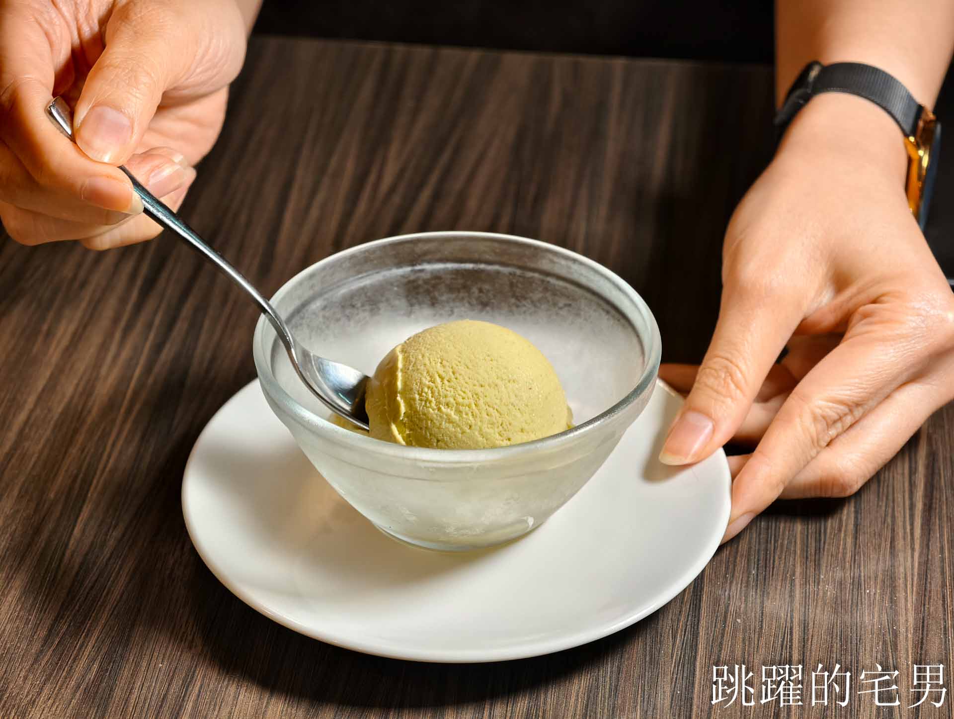 [信義安和美食推薦]佐佧義式窯烤披薩屋-好吃台北披薩推薦，半熟牛肉＋雙起司超美味，還得過亞太50大披薩