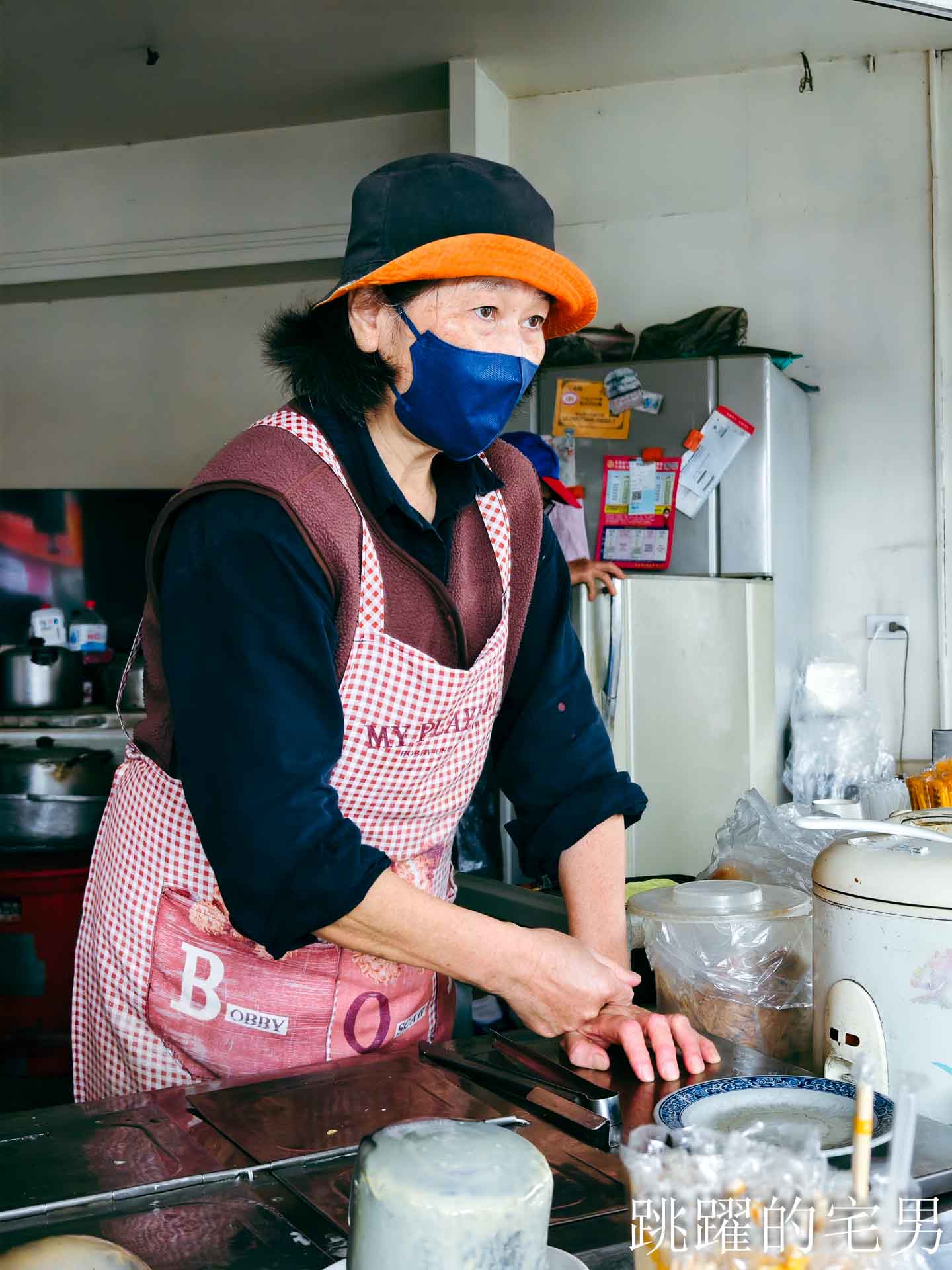 [花蓮早餐]自由街無名早餐店-40年花蓮老店老闆娘親切，超香蒜醬蘿蔔糕、蛋餅要配焦香豆漿