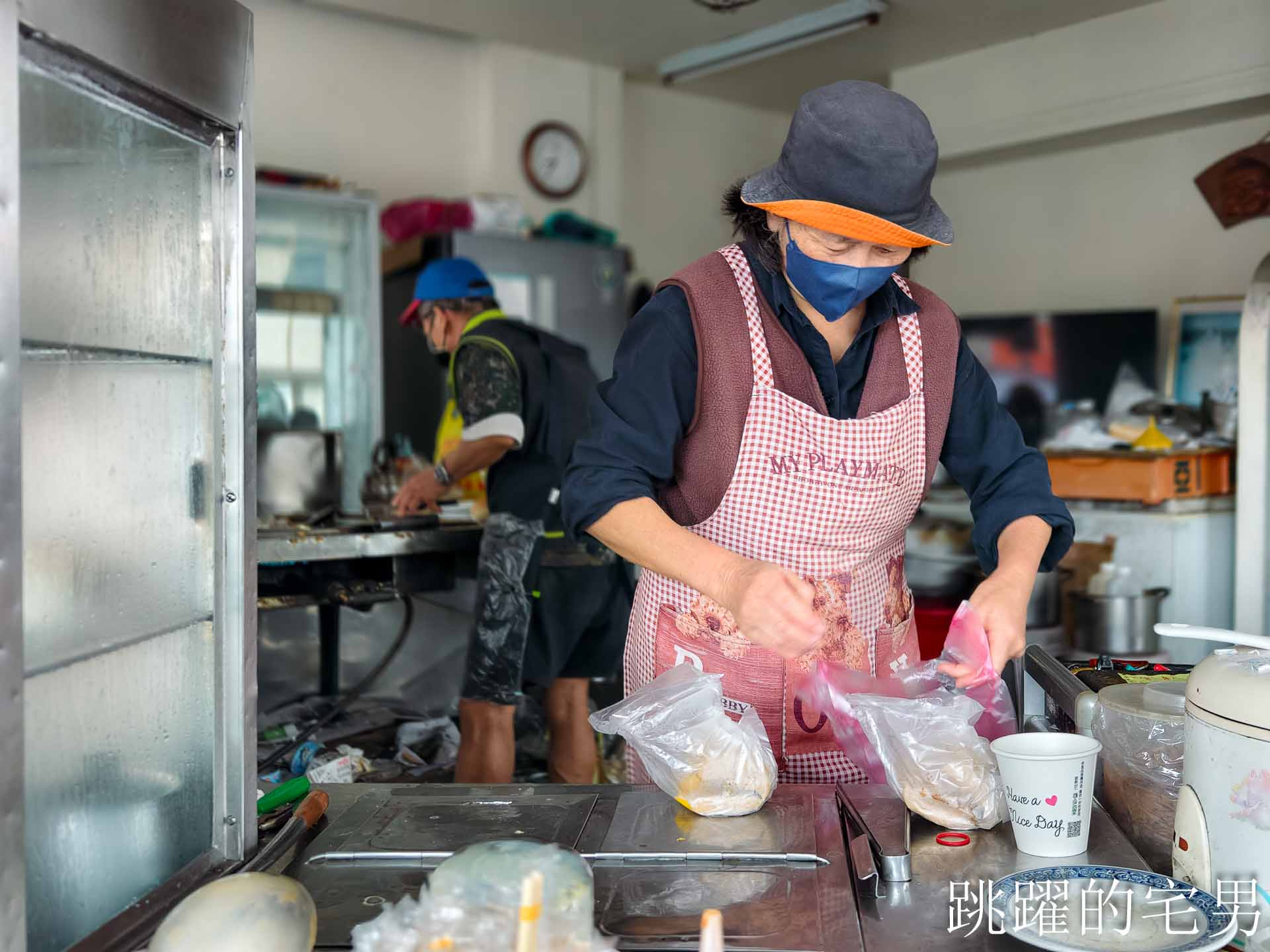 網站近期文章：[花蓮早餐]自由街無名早餐店-40年花蓮老店老闆娘親切，超香蒜醬蘿蔔糕、蛋餅要配焦香豆漿