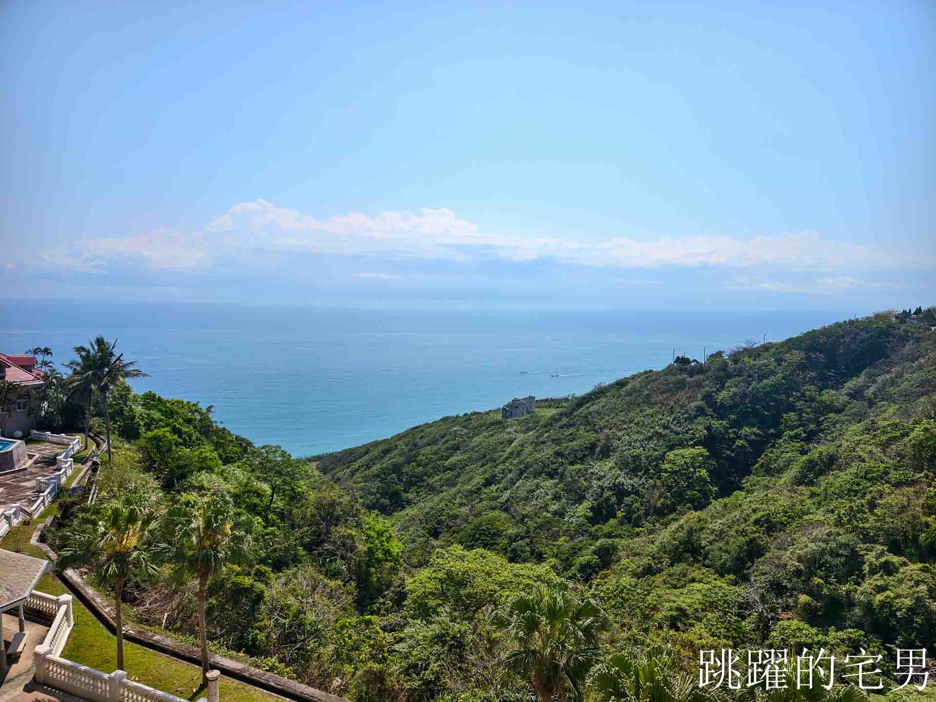 [花蓮台11線景點] 遠雄悅來大飯店附近看海景點，山海市區目入眼簾，花蓮最美秘境景觀玻璃屋