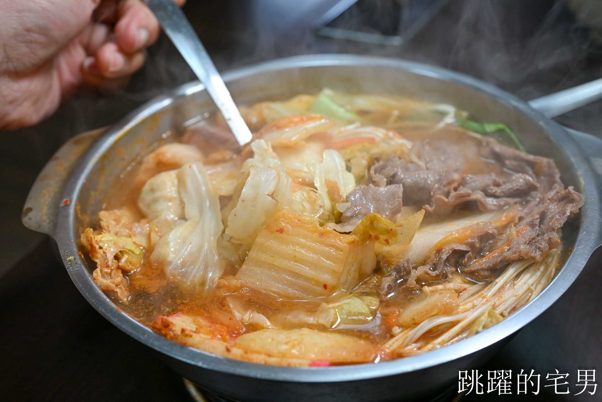 [花蓮美食]呼呼鍋太昌店-好吃平價花蓮火鍋份量足，還有冰淇淋、滷肉飯吃到飽! 太昌美食
