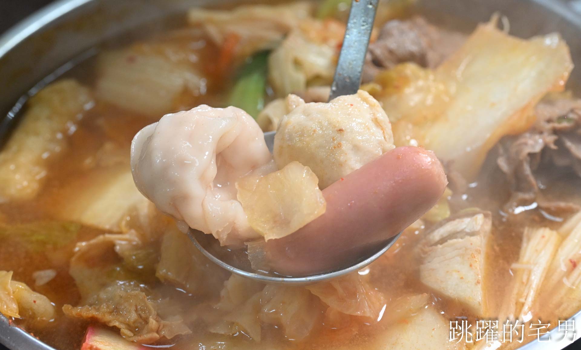 [花蓮美食]呼呼鍋太昌店-好吃平價花蓮火鍋份量足，還有冰淇淋、滷肉飯吃到飽! 太昌美食