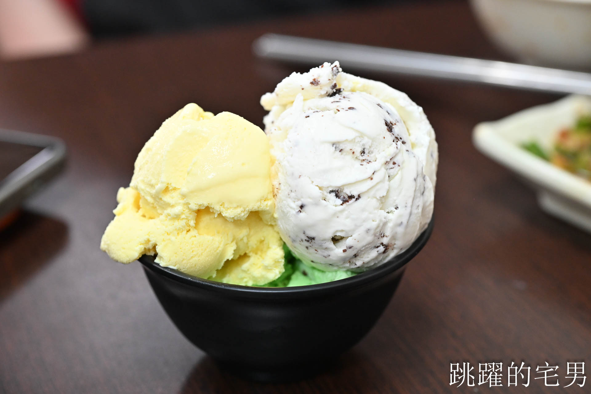 [花蓮美食]呼呼鍋太昌店-好吃平價花蓮火鍋份量足，還有冰淇淋、滷肉飯吃到飽! 太昌美食