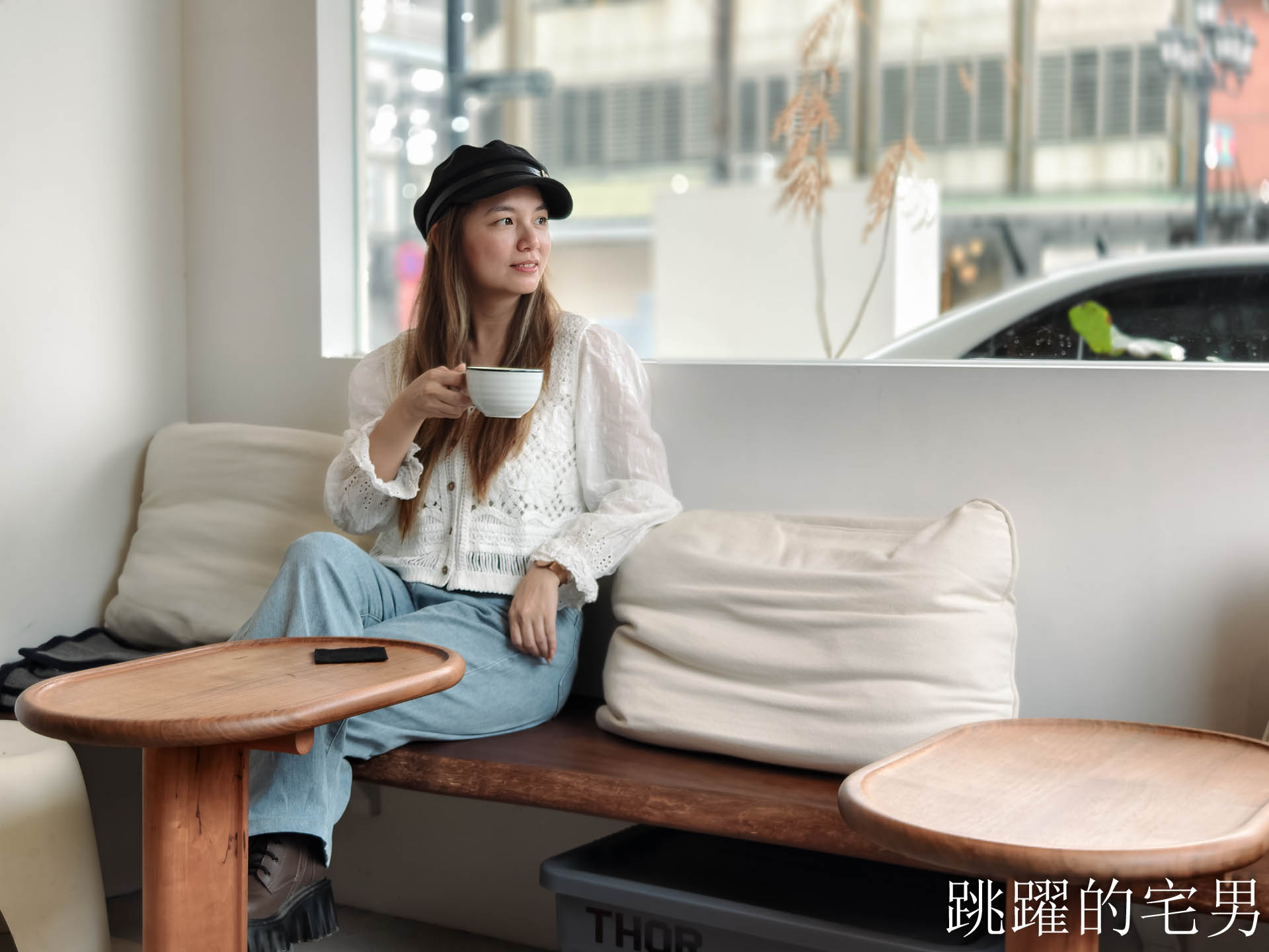 [花蓮咖啡廳]Radio car-真空管擴大機好音樂，抹茶拿鐵與檸檬派的花蓮深夜咖啡廳