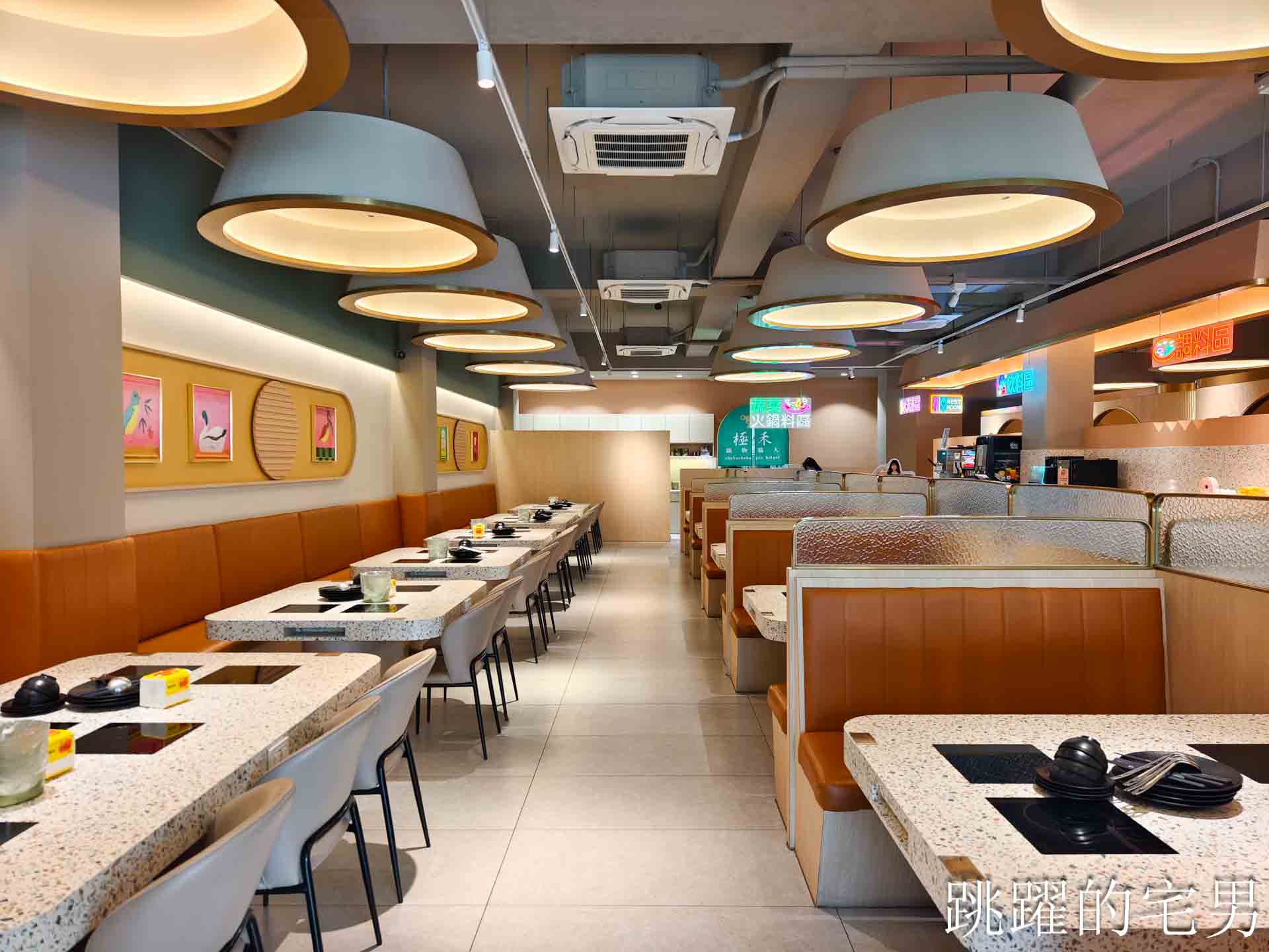 [花蓮火鍋推薦]極禾鍋物職人花蓮旗艦店: 龍蝦海鮮拼盤超霸氣！空間質感好，自助吧吃到飽，附設停車場超棒! 吉安美食