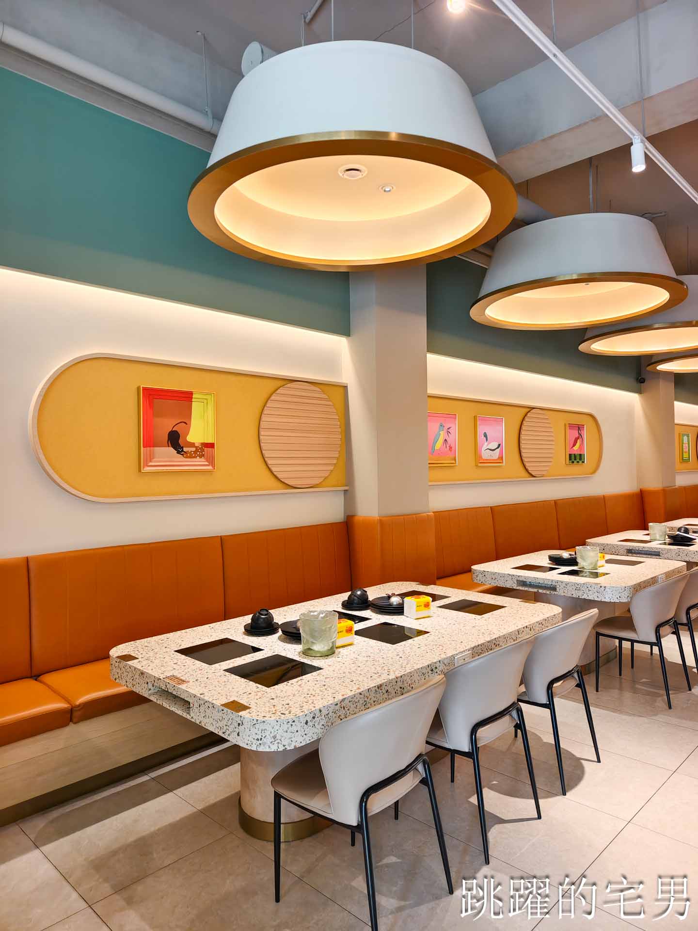 [花蓮火鍋推薦]極禾鍋物職人花蓮旗艦店: 龍蝦海鮮拼盤超霸氣！空間質感好，自助吧吃到飽，附設停車場超棒! 吉安美食