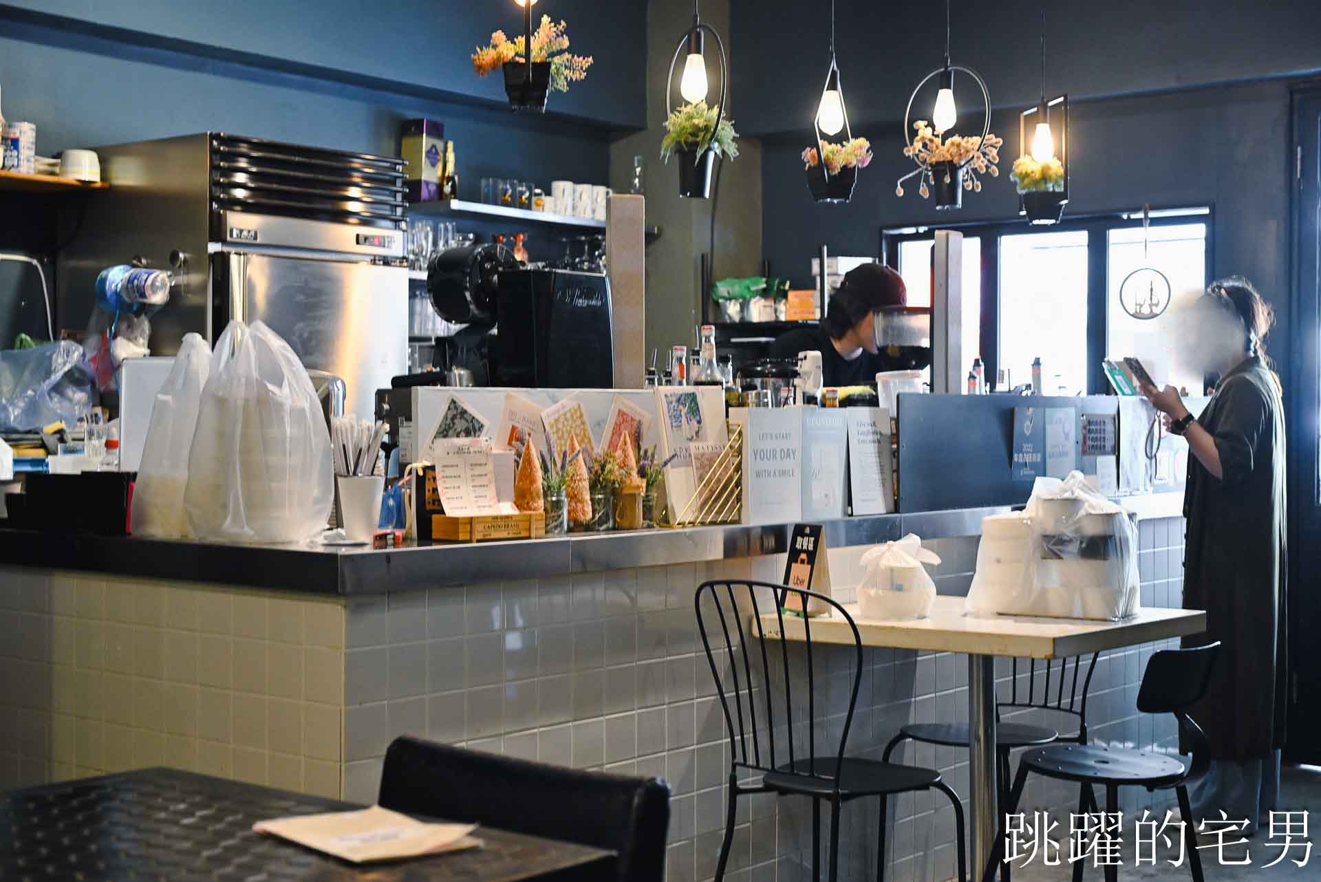 [台北大巨蛋美食]Hërs biströ 她/的餐酒-信義區商業午餐140元起太佛心！台北平價義大利麵不收服務費還附濃湯紅茶，這C/P值在信義區真的沒對手! 她的餐酒館