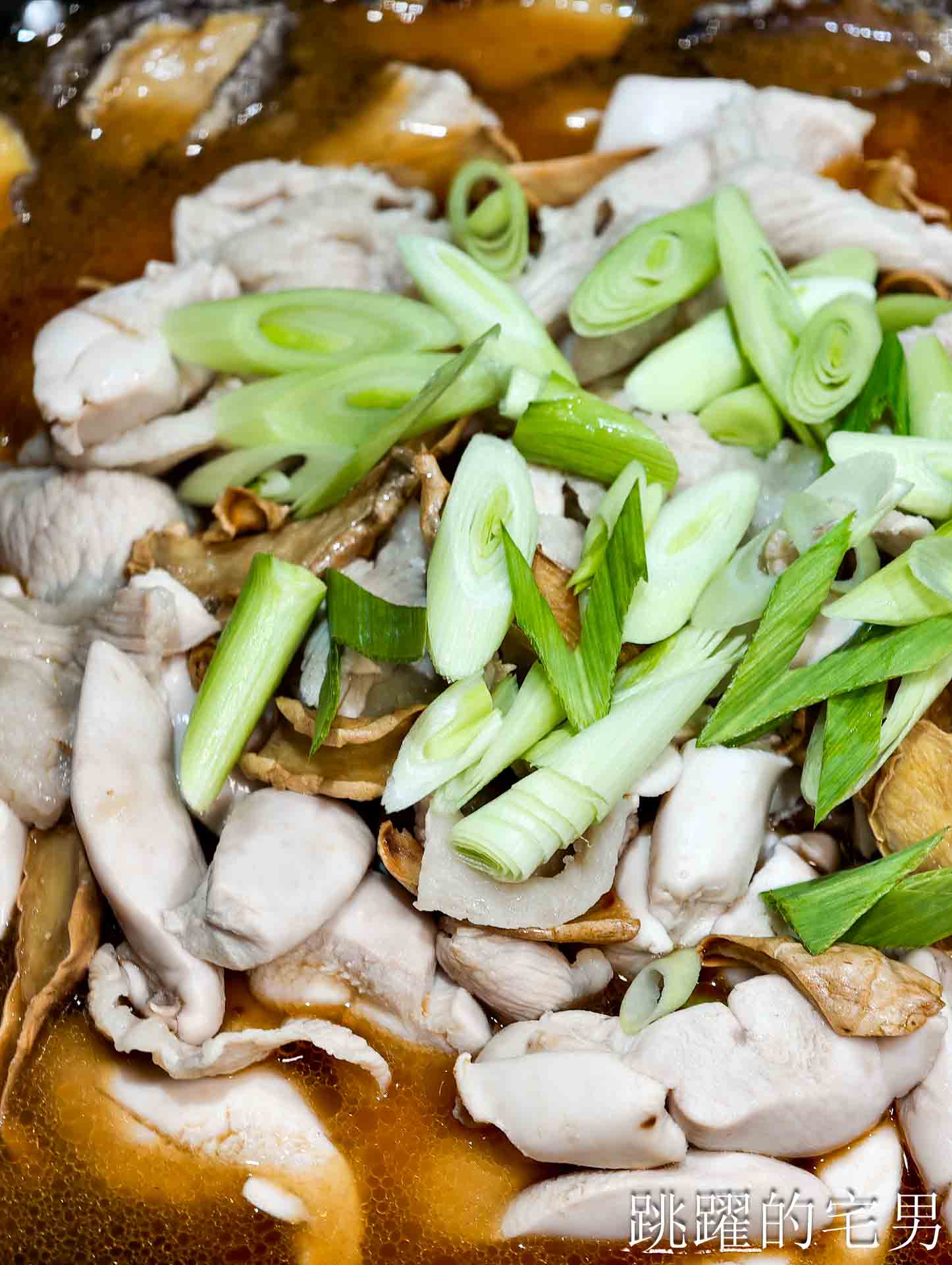 [花蓮聚餐推薦]泰好食中泰創意料理-生日吃豬腳麵線，提供無菜單料理花蓮包廂還有KTV