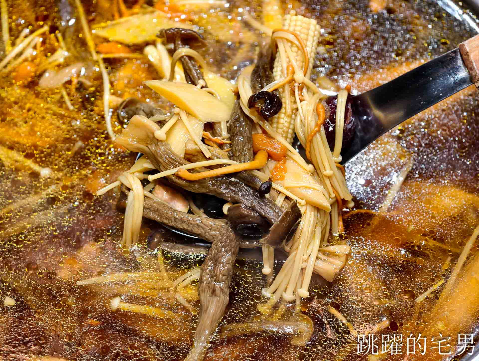 [花蓮聚餐推薦]泰好食中泰創意料理-生日吃豬腳麵線，提供無菜單料理花蓮包廂還有KTV