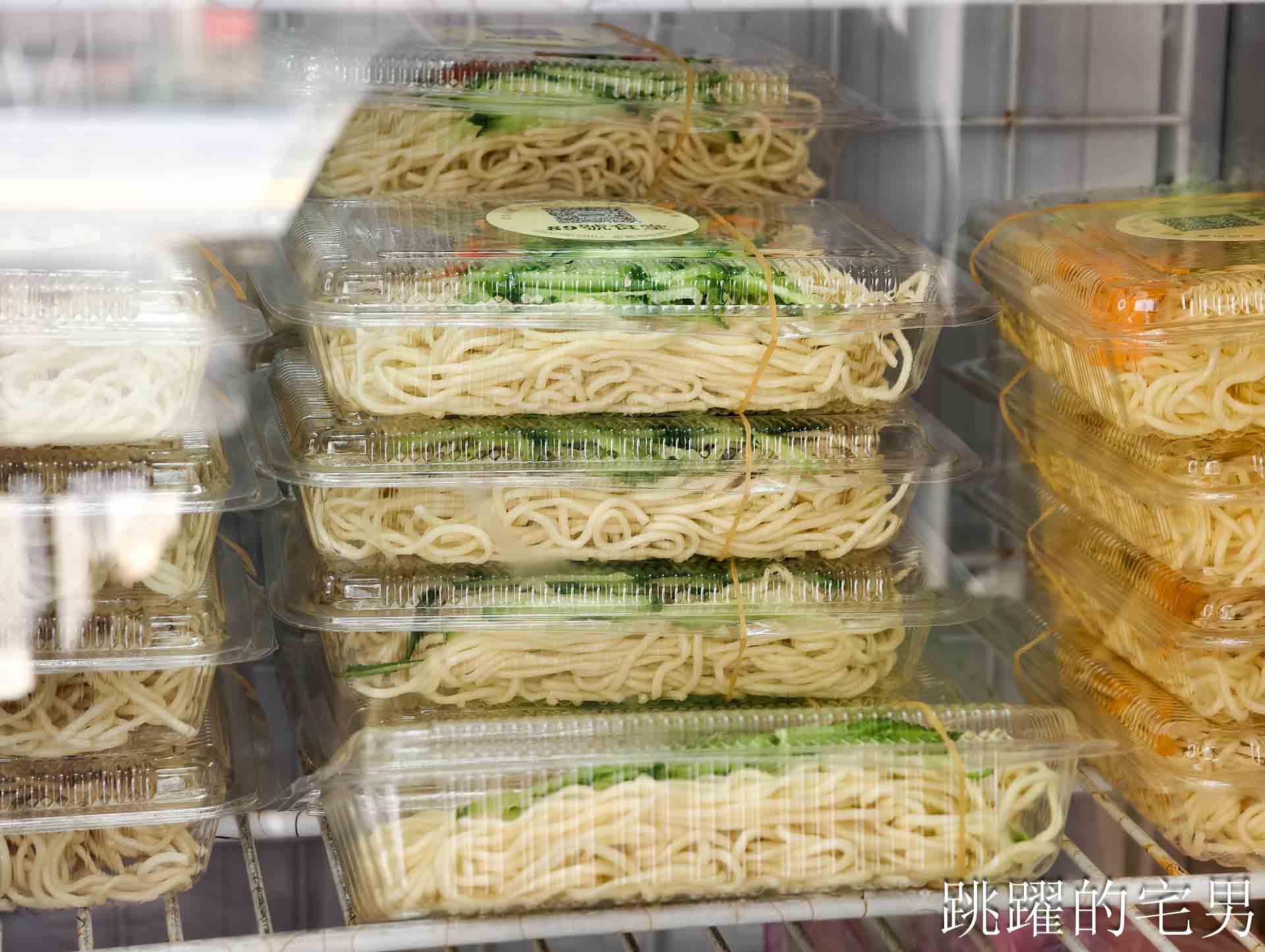 [花蓮美食]89食堂海苔飯捲-花蓮涼麵推薦! 終於找到口感Q彈的好吃油飯，花蓮油飯推薦、花蓮早餐