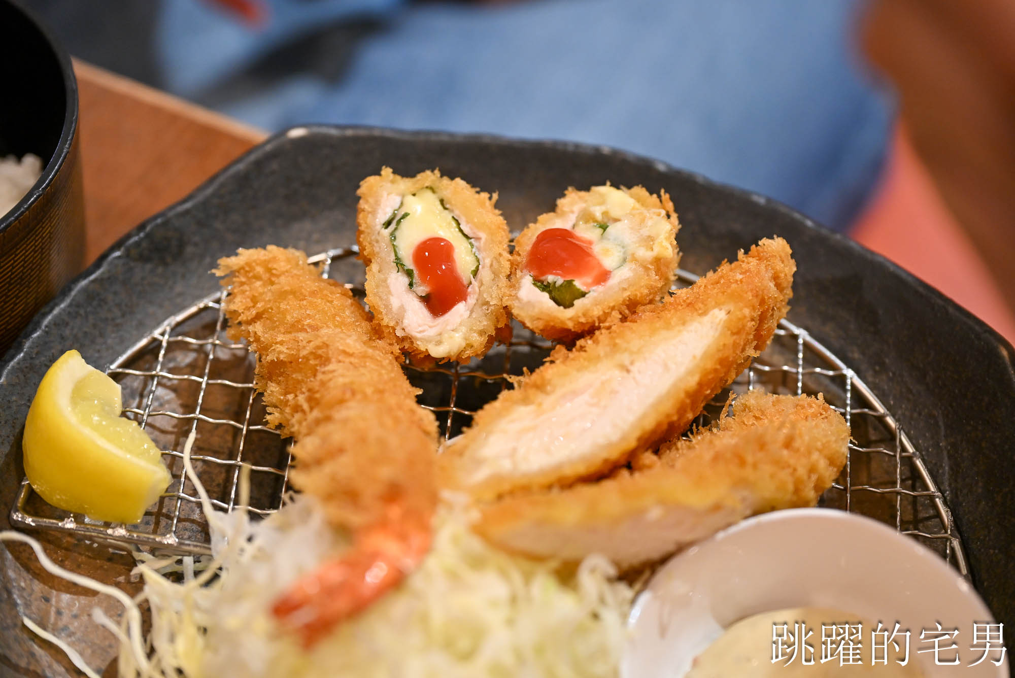 [大阪景點推薦]大阪海遊館-巨大鯨鯊近距離超震撼！企鵝海豚+樂高樂園+購物中心，超強大阪雨天備案、大阪親子景點、日本級水族館推薦