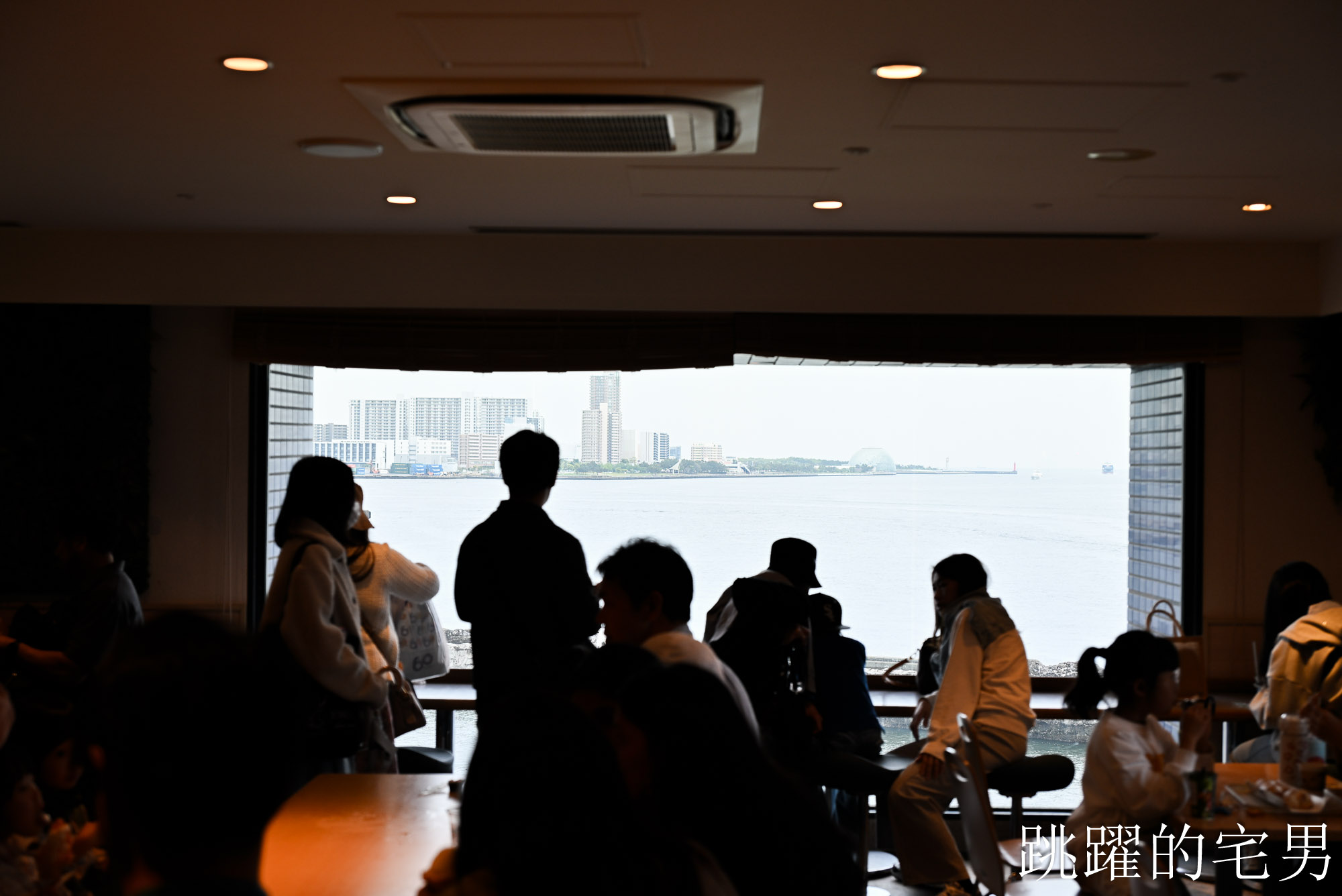 [大阪景點推薦]大阪海遊館-巨大鯨鯊近距離超震撼！企鵝海豚+樂高樂園+購物中心，超強大阪雨天備案、大阪親子景點、日本級水族館推薦